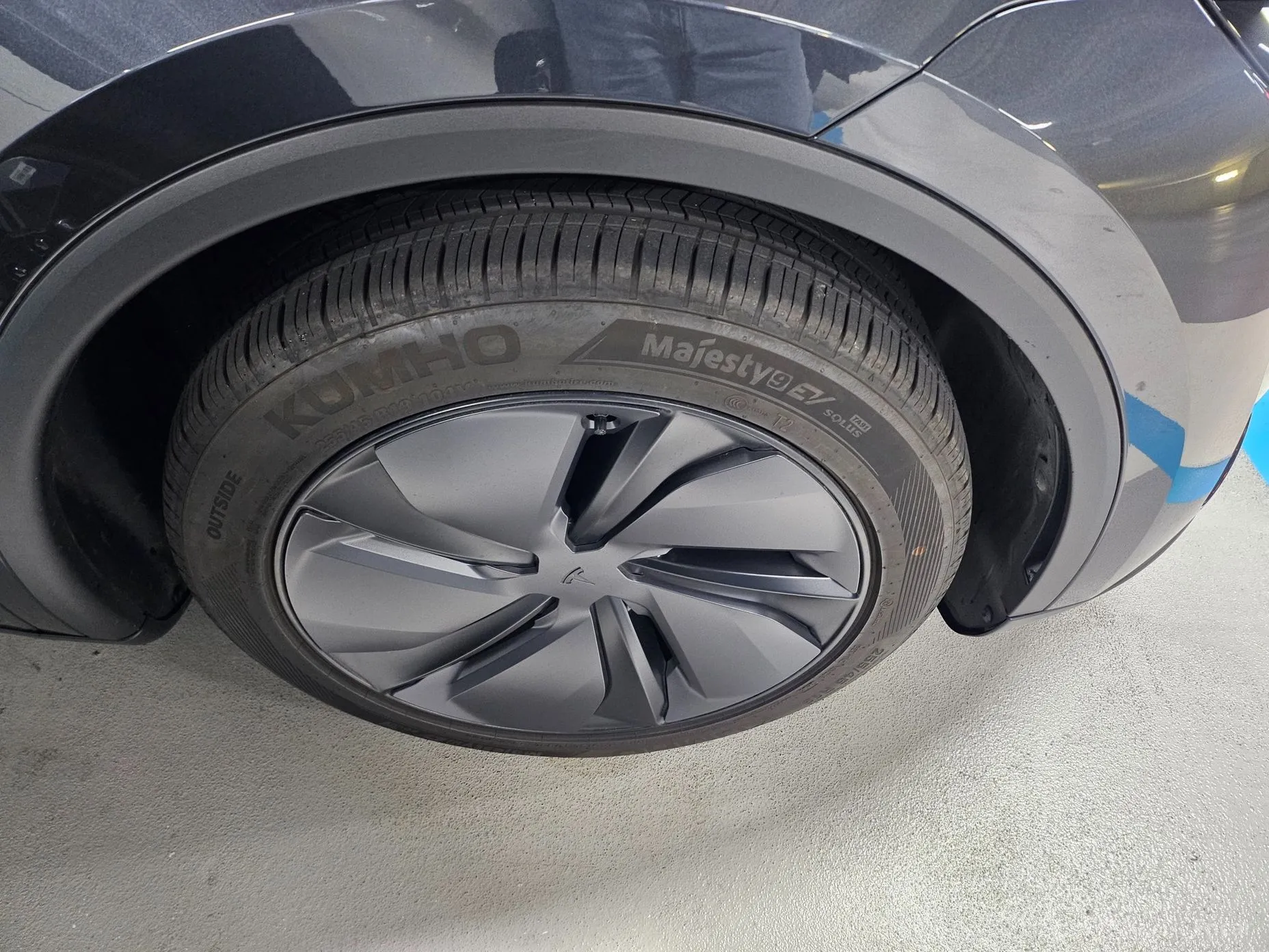 Tesla Model Y превью 18