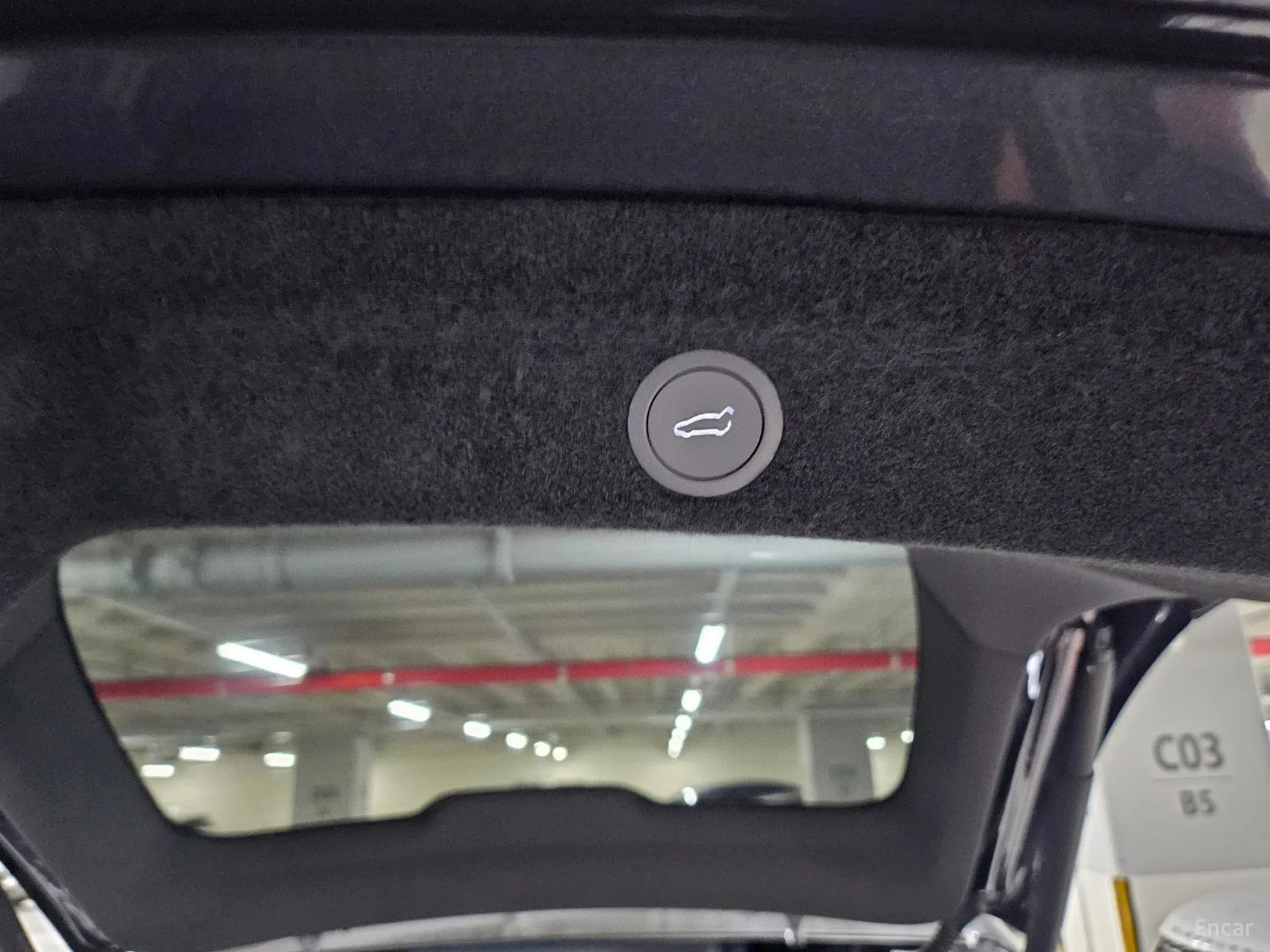 Tesla Model Y превью 8