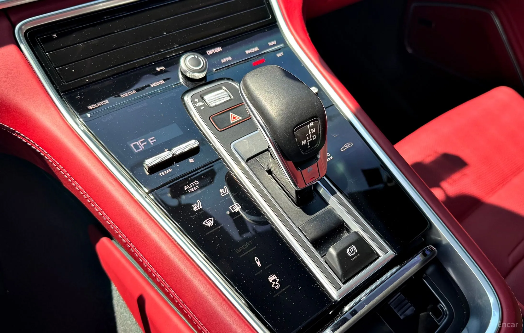 Porsche Panamera (971) превью 16