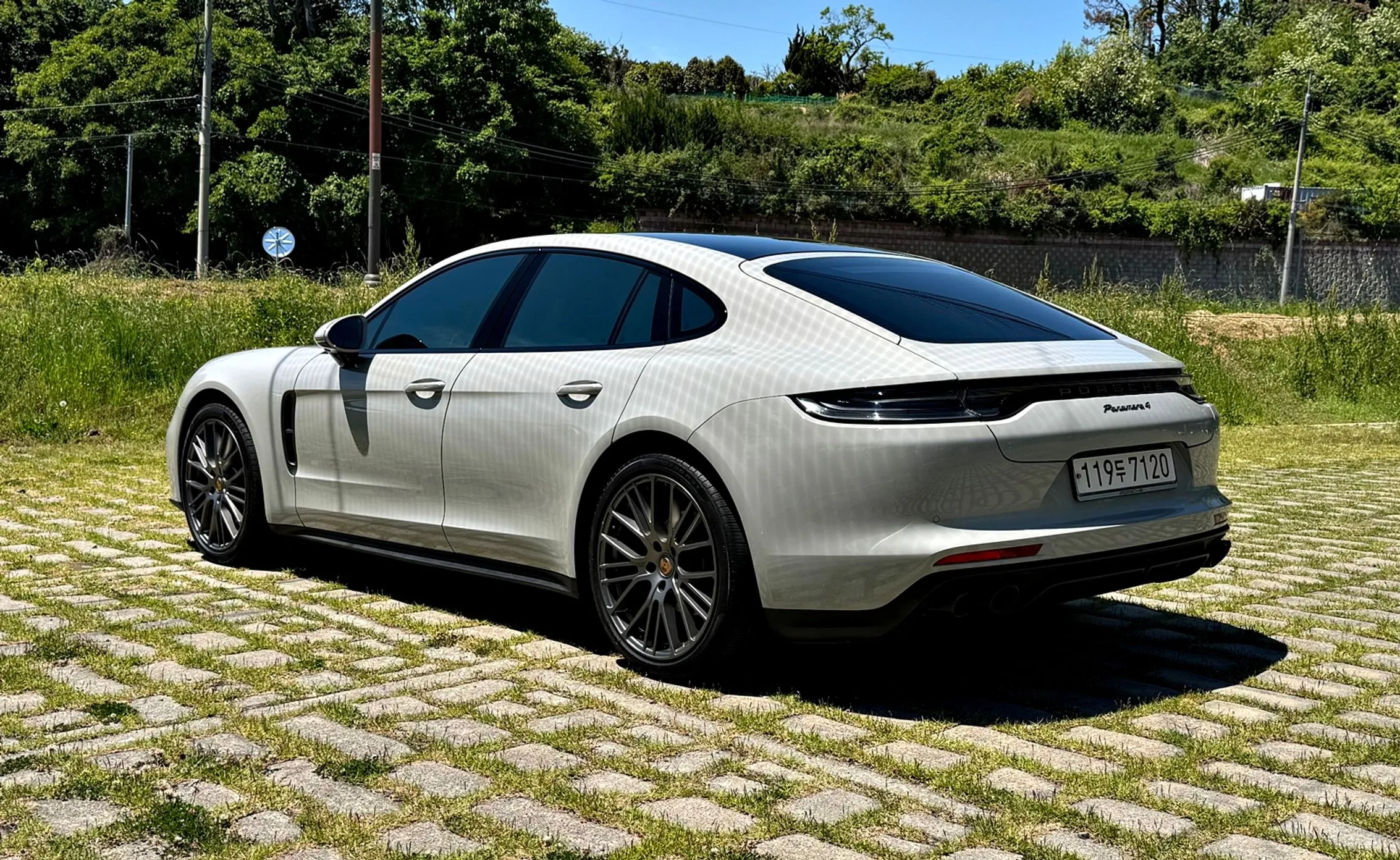 Porsche Panamera (971) превью 4
