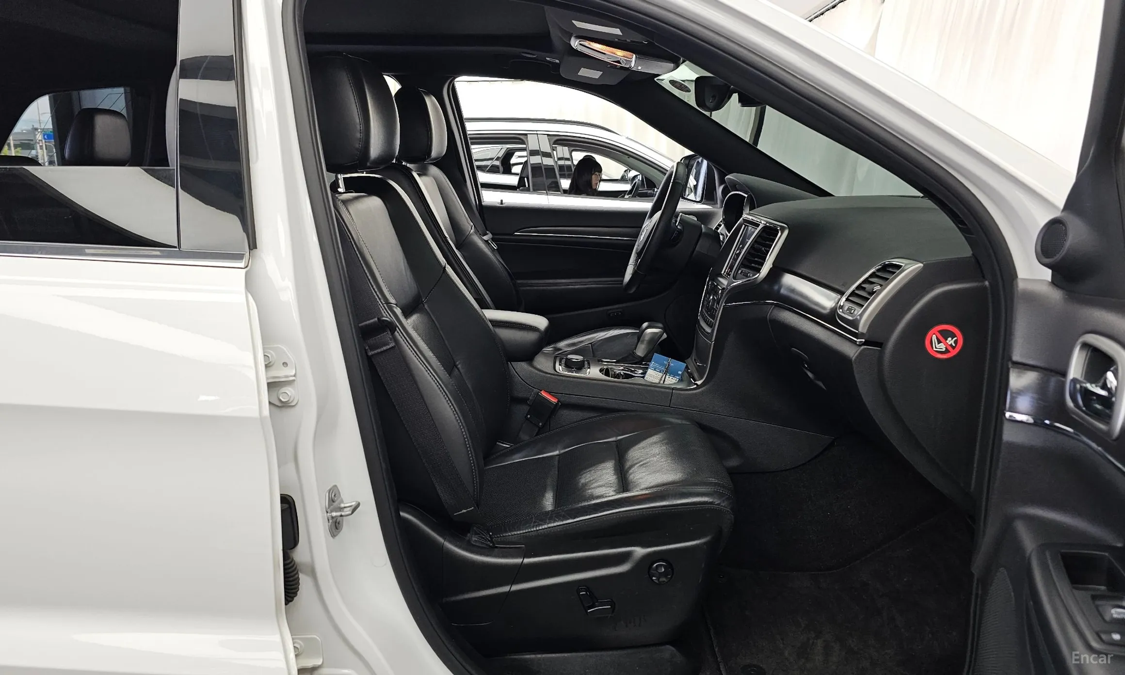 Jeep Grand Cherokee превью 11