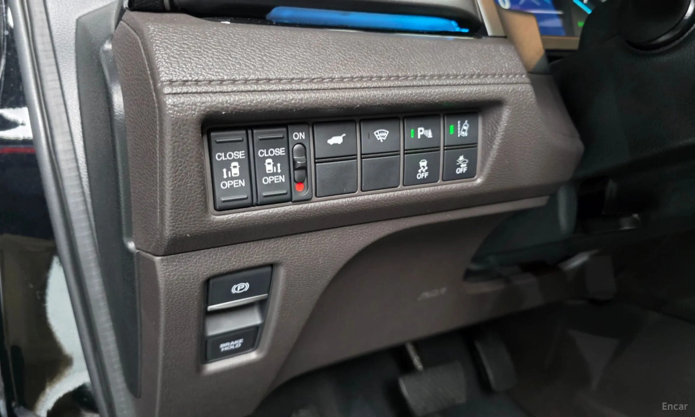 Honda Odyssey превью 17