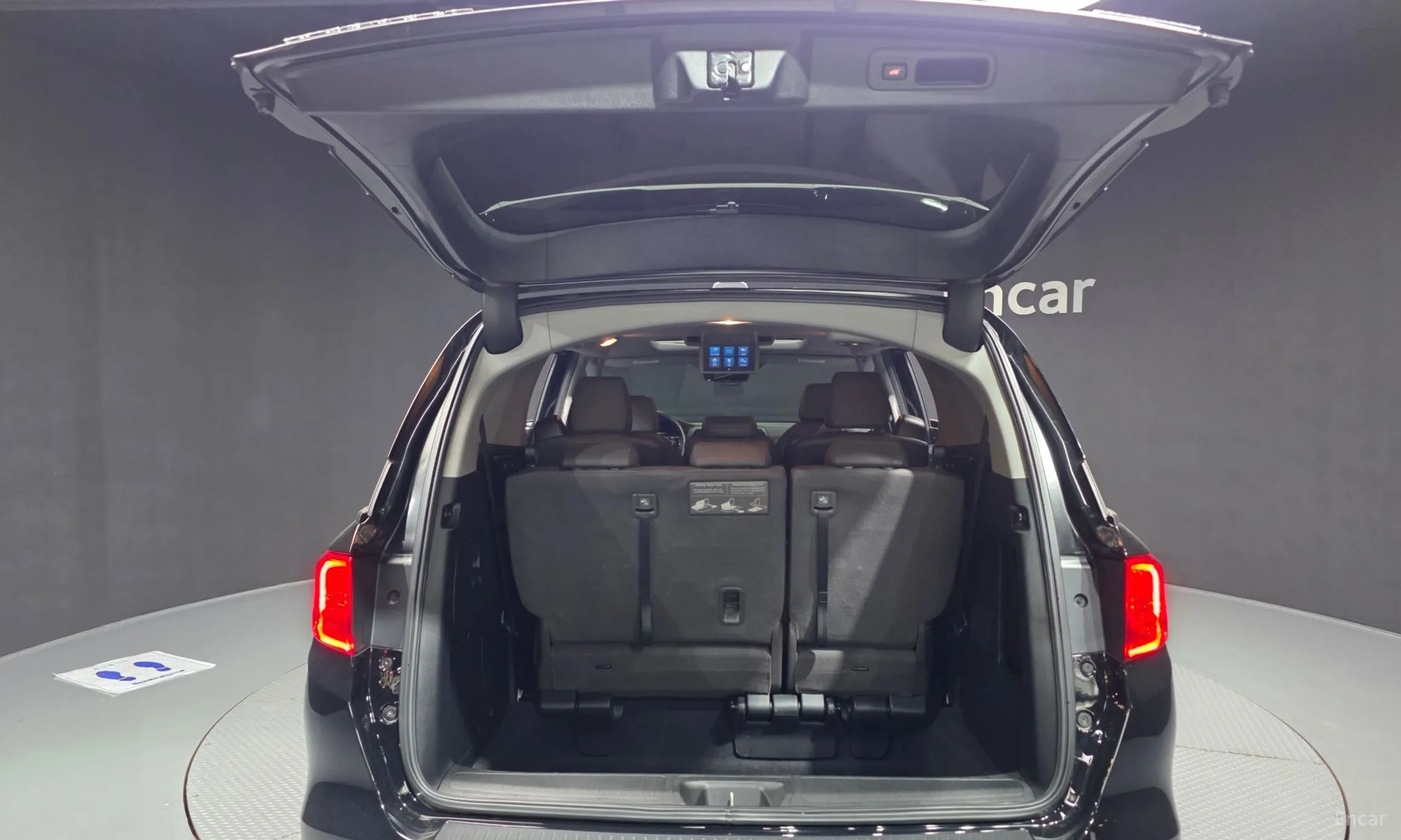 Honda Odyssey превью 20