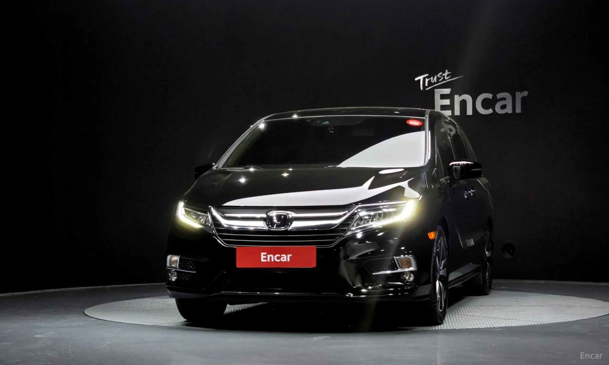 Honda Odyssey превью 3