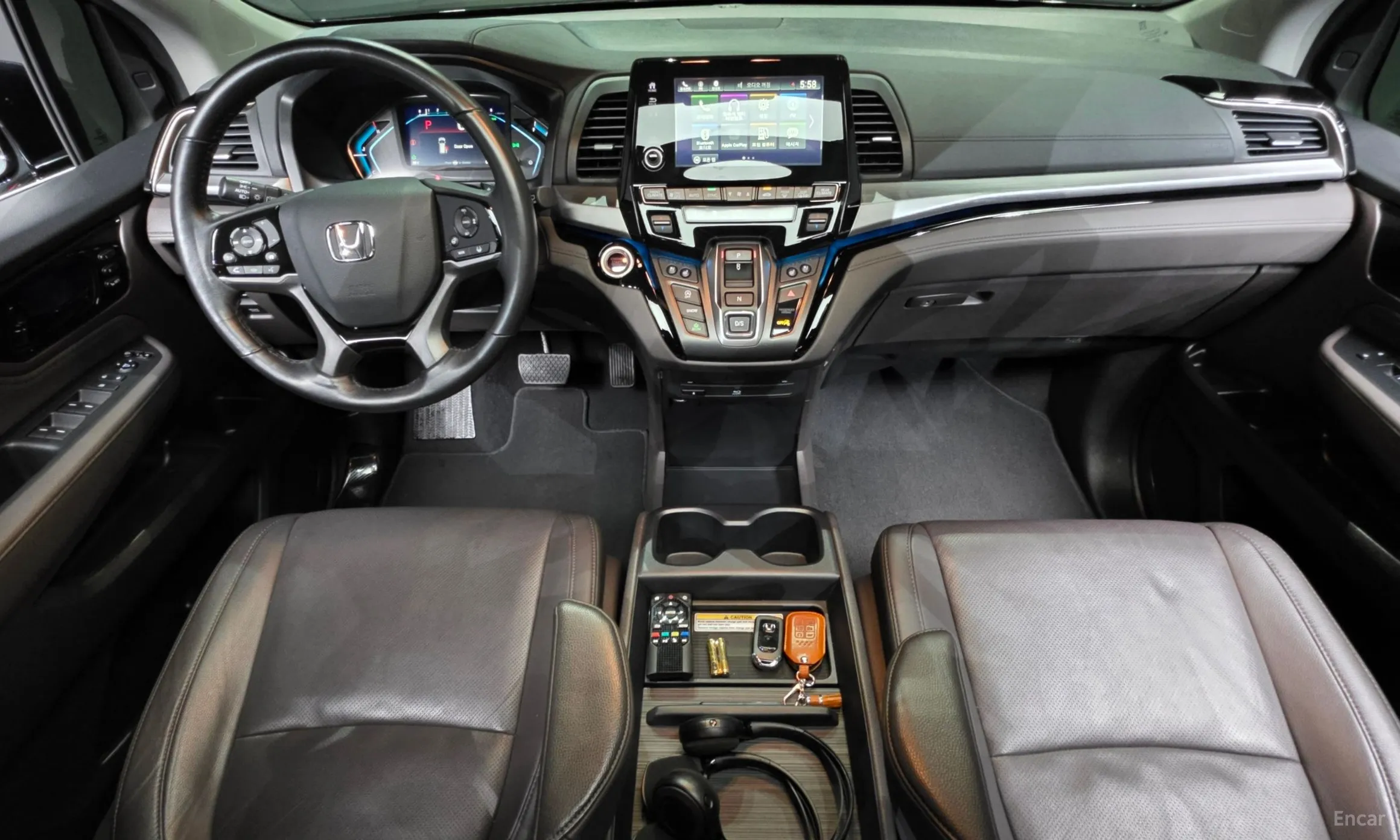 Honda Odyssey превью 7