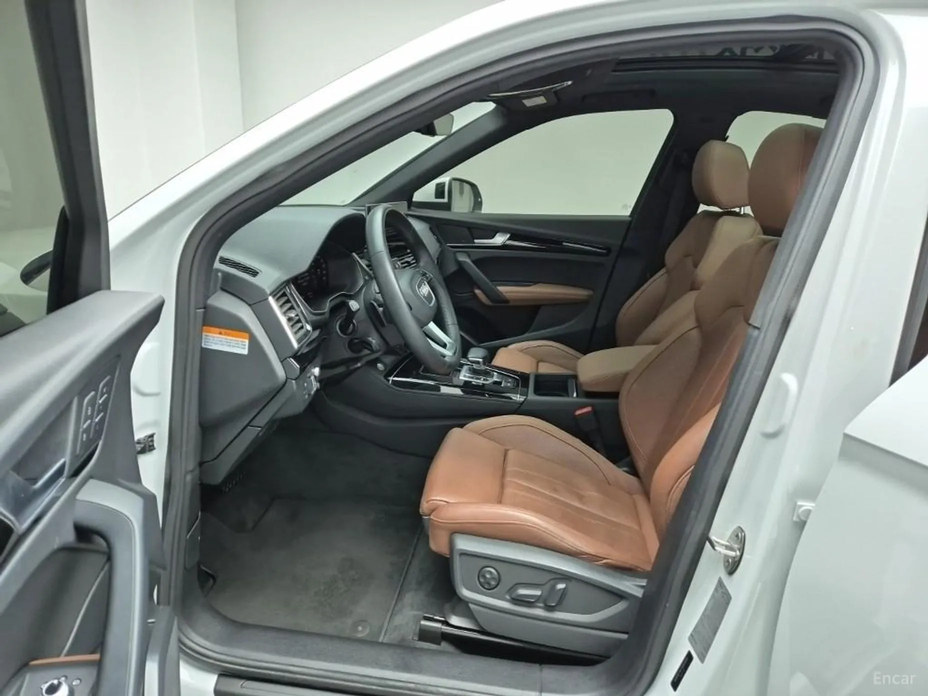 Audi Q5 (FY) превью 10