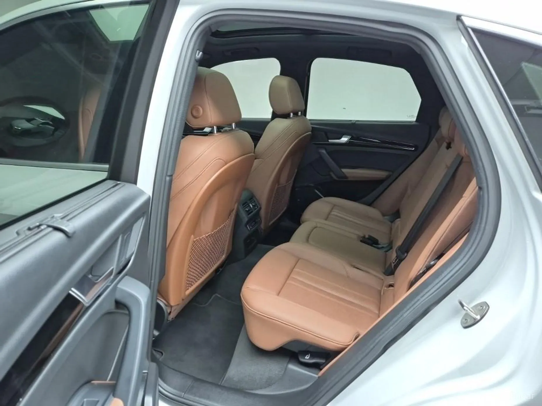 Audi Q5 (FY) превью 11