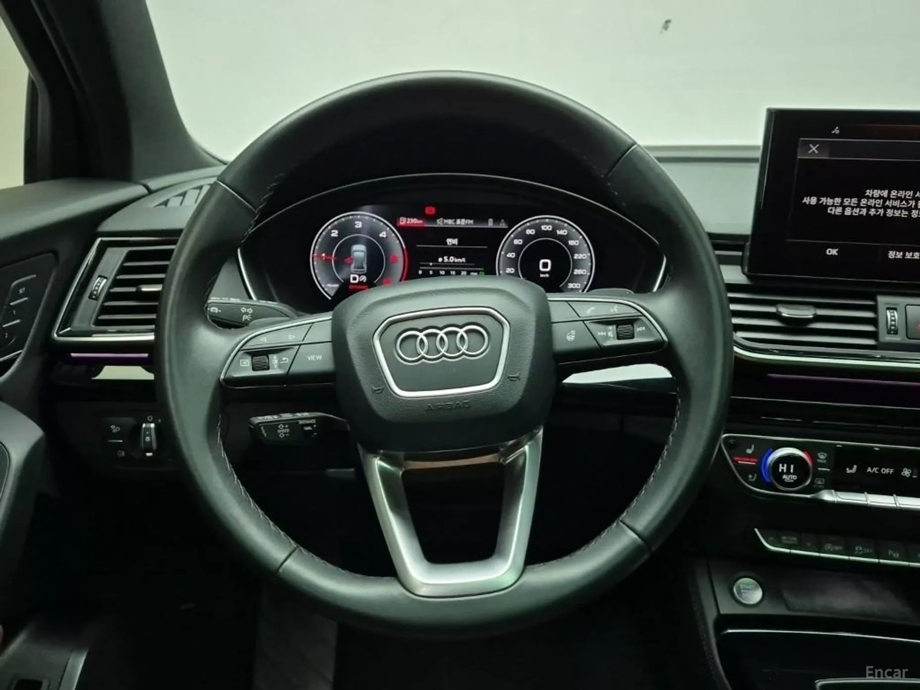 Audi Q5 (FY) превью 7