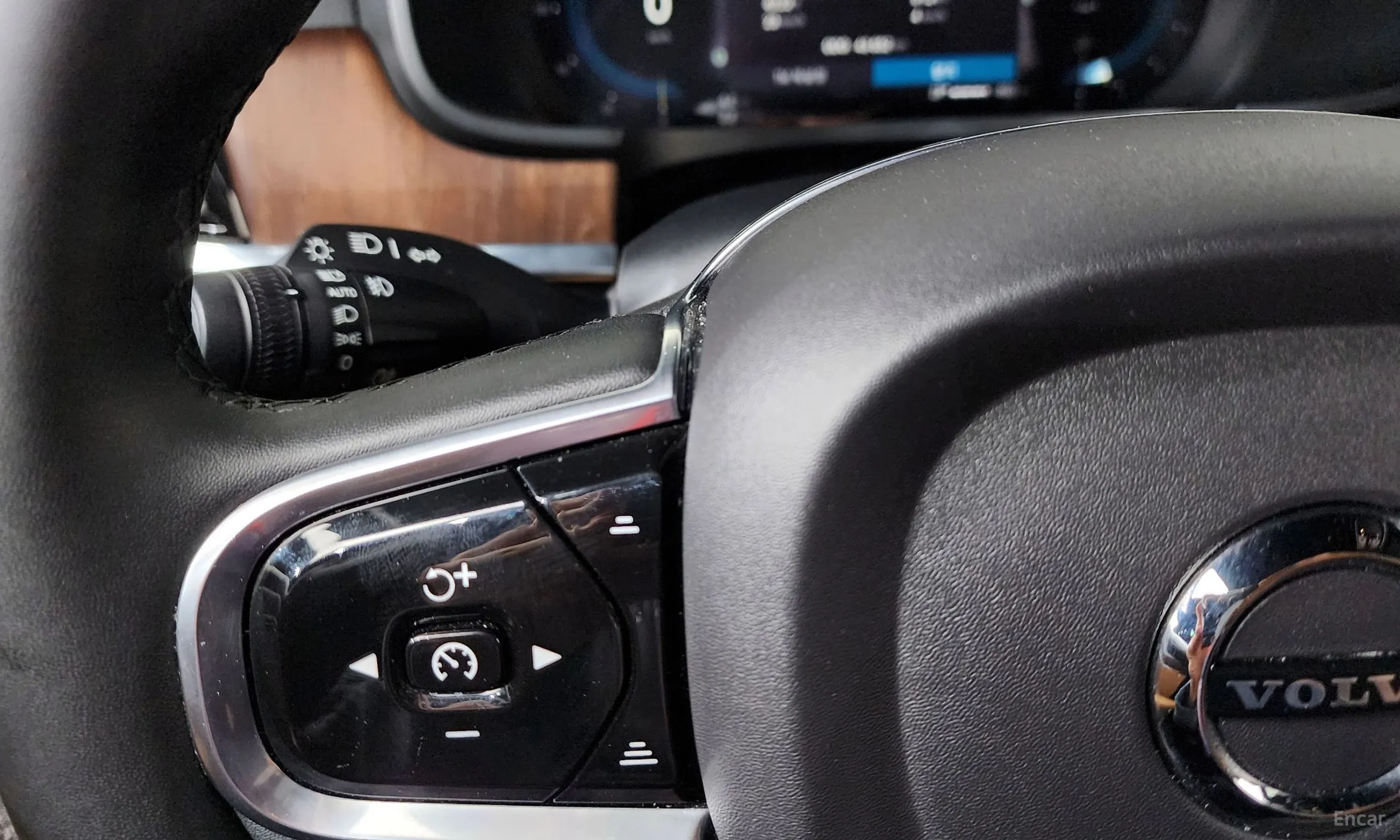 Volvo S90 превью 16