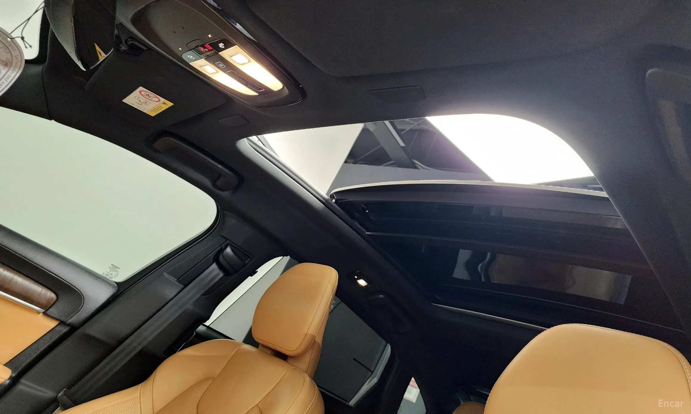 Volvo S90 превью 17