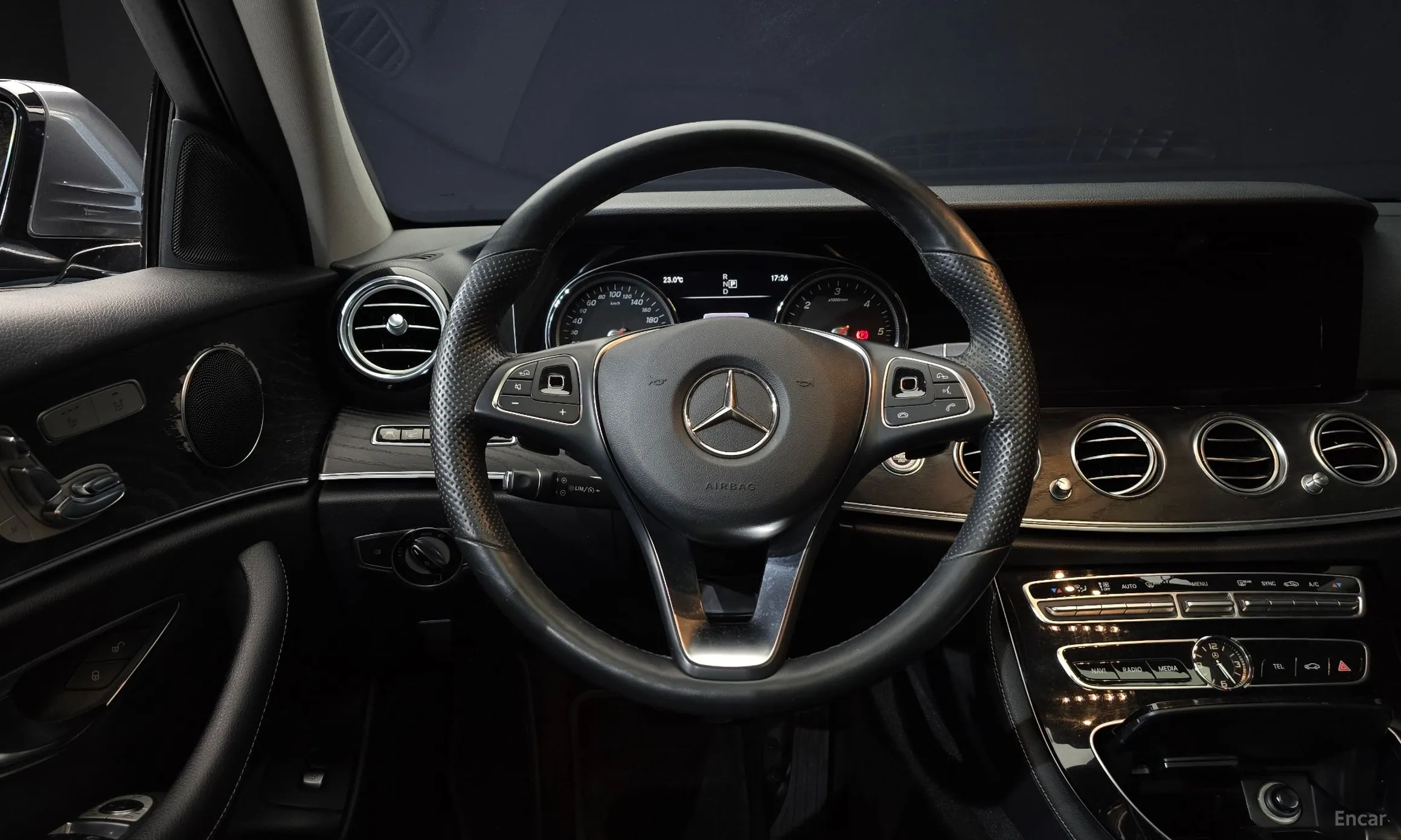 Mercedes Benz E-Class W213 превью 13
