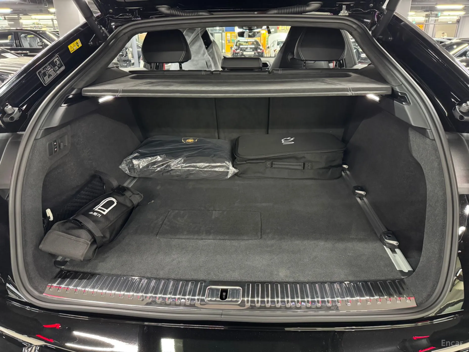 Lamborghini Urus превью 14
