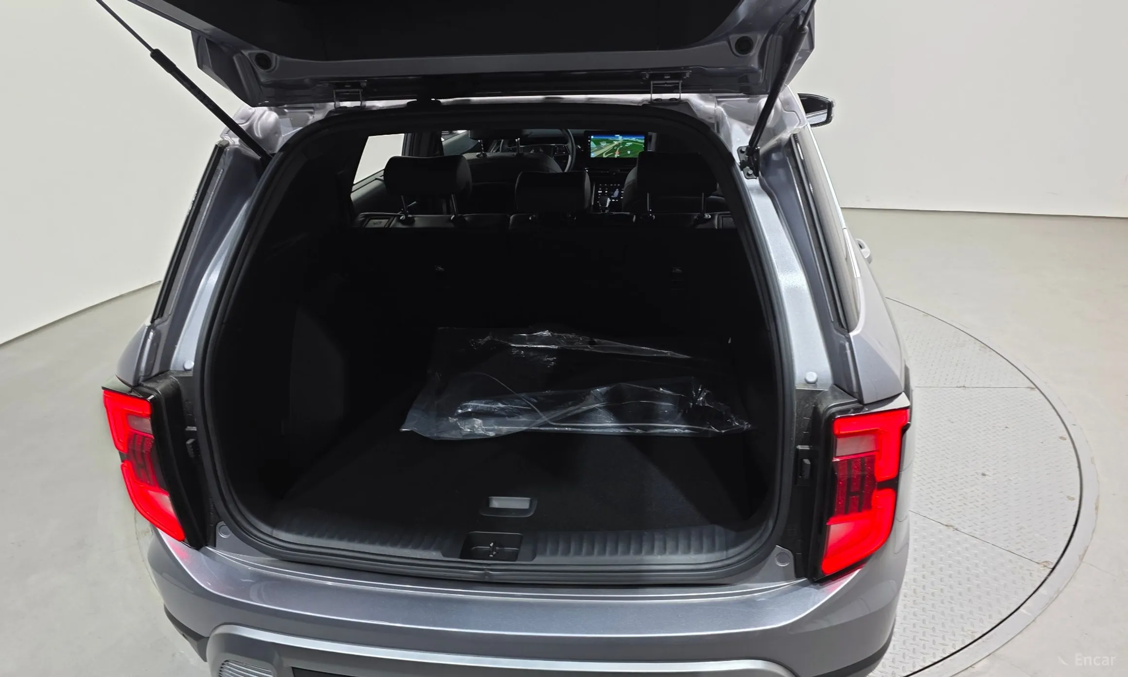 KG Mobility (SsangYong) Torres превью 20