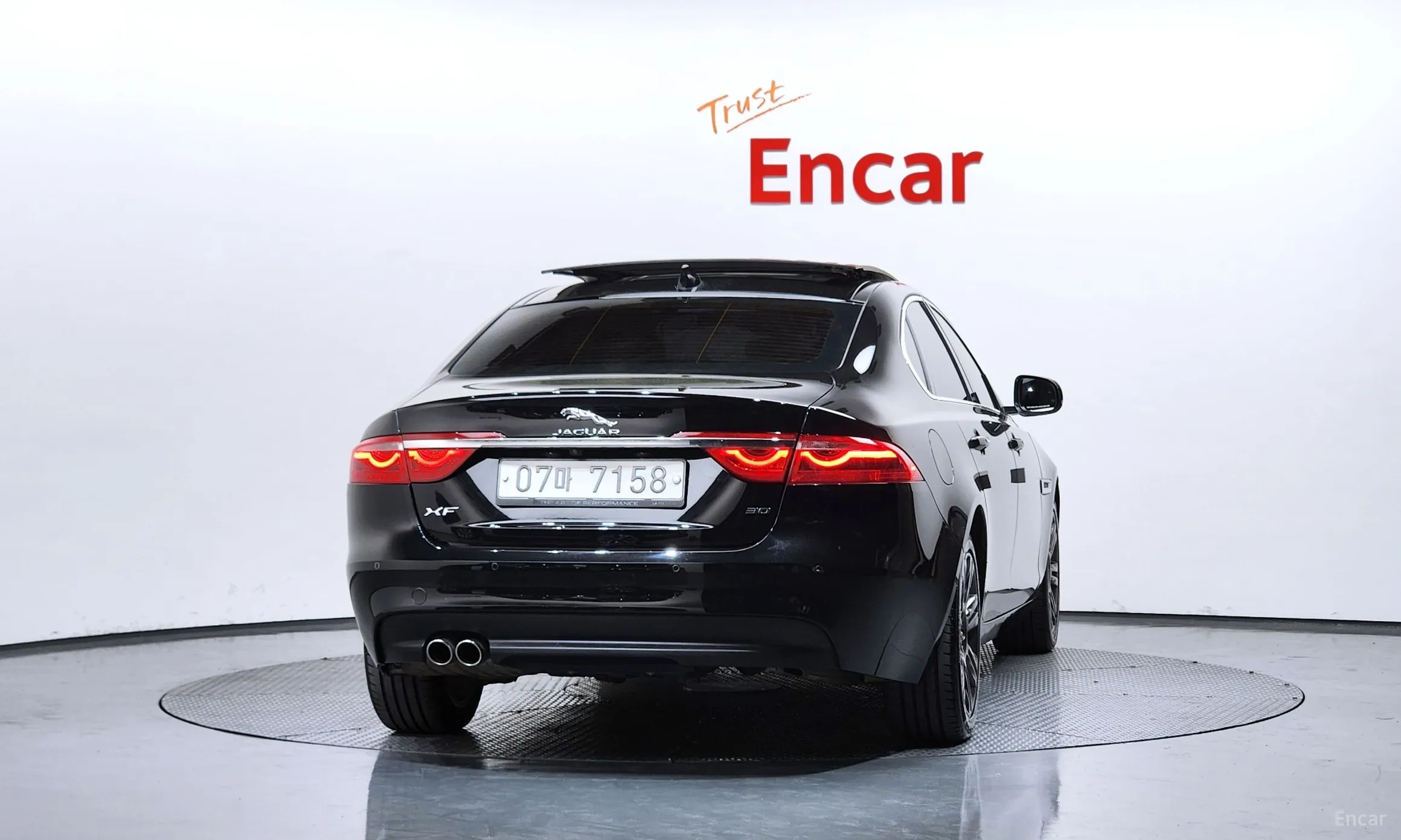 Jaguar XF (x260) превью 4