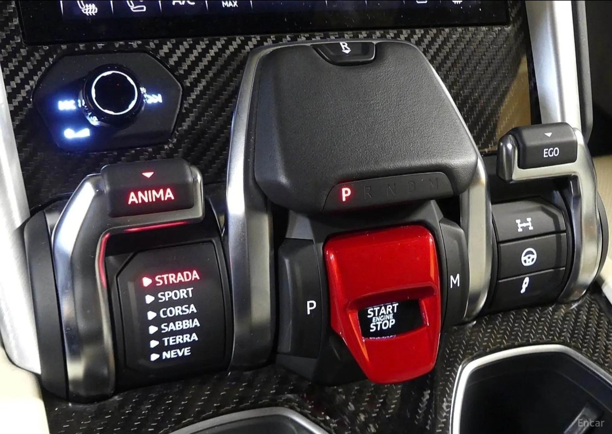 Lamborghini Urus превью 8