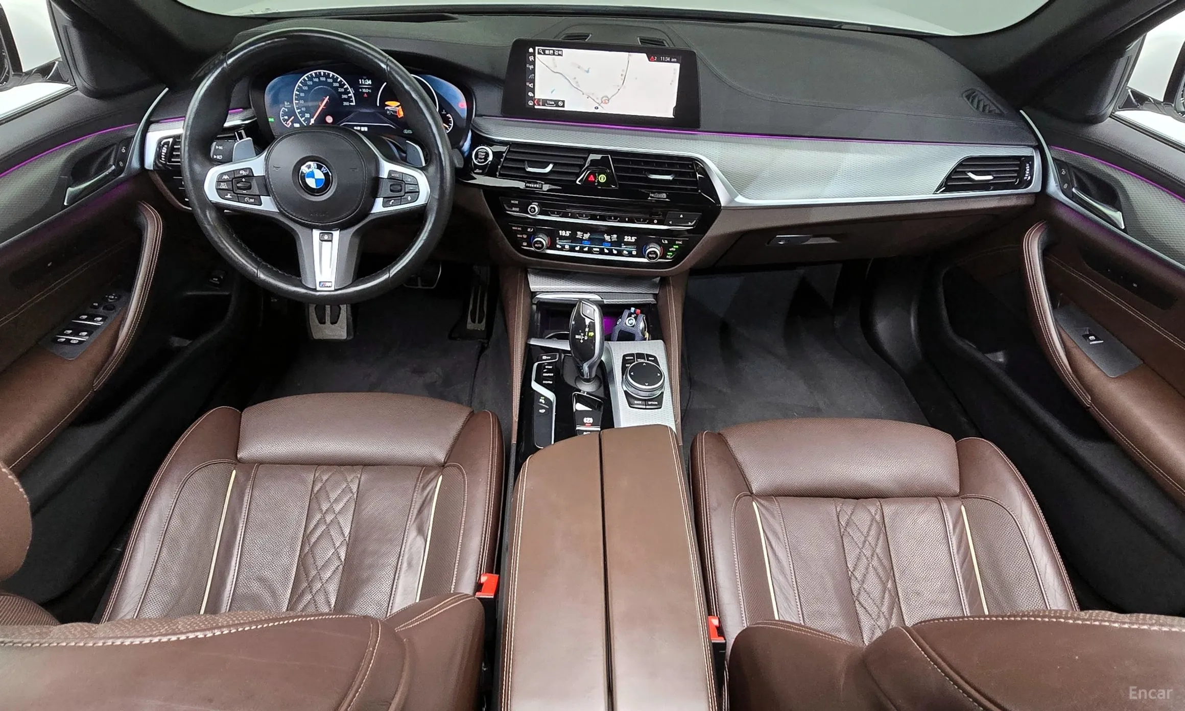BMW 5 Series (G30) превью 7