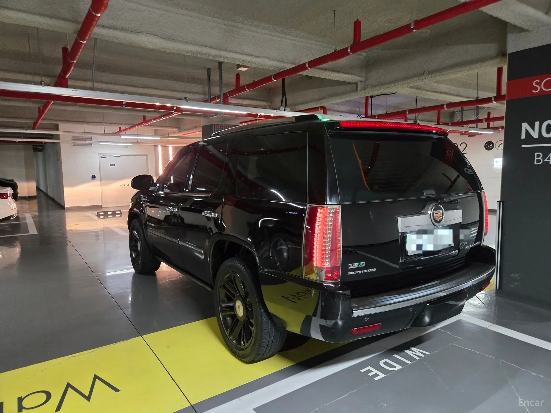 Cadillac Escalade превью 4