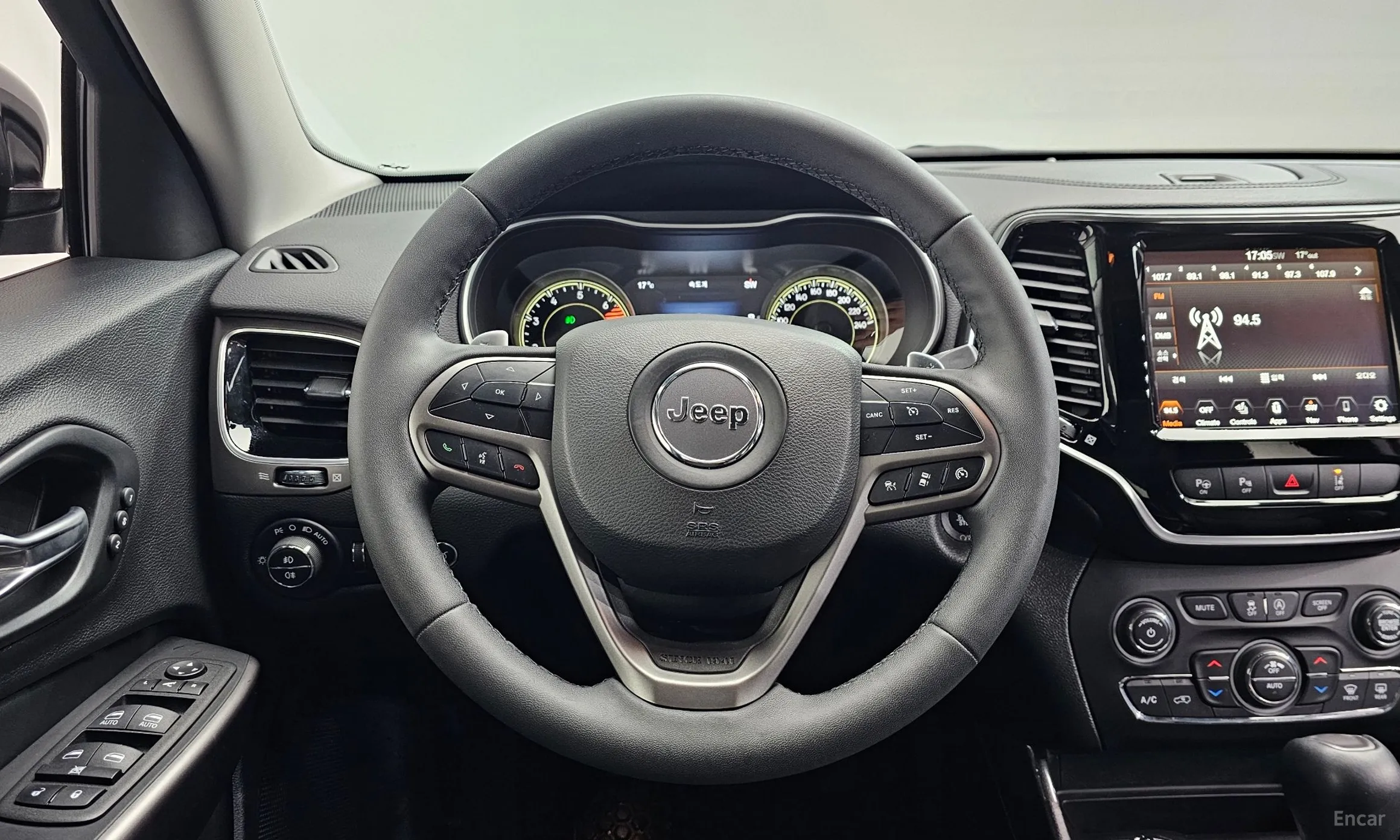 Jeep Cherokee (KL) превью 13