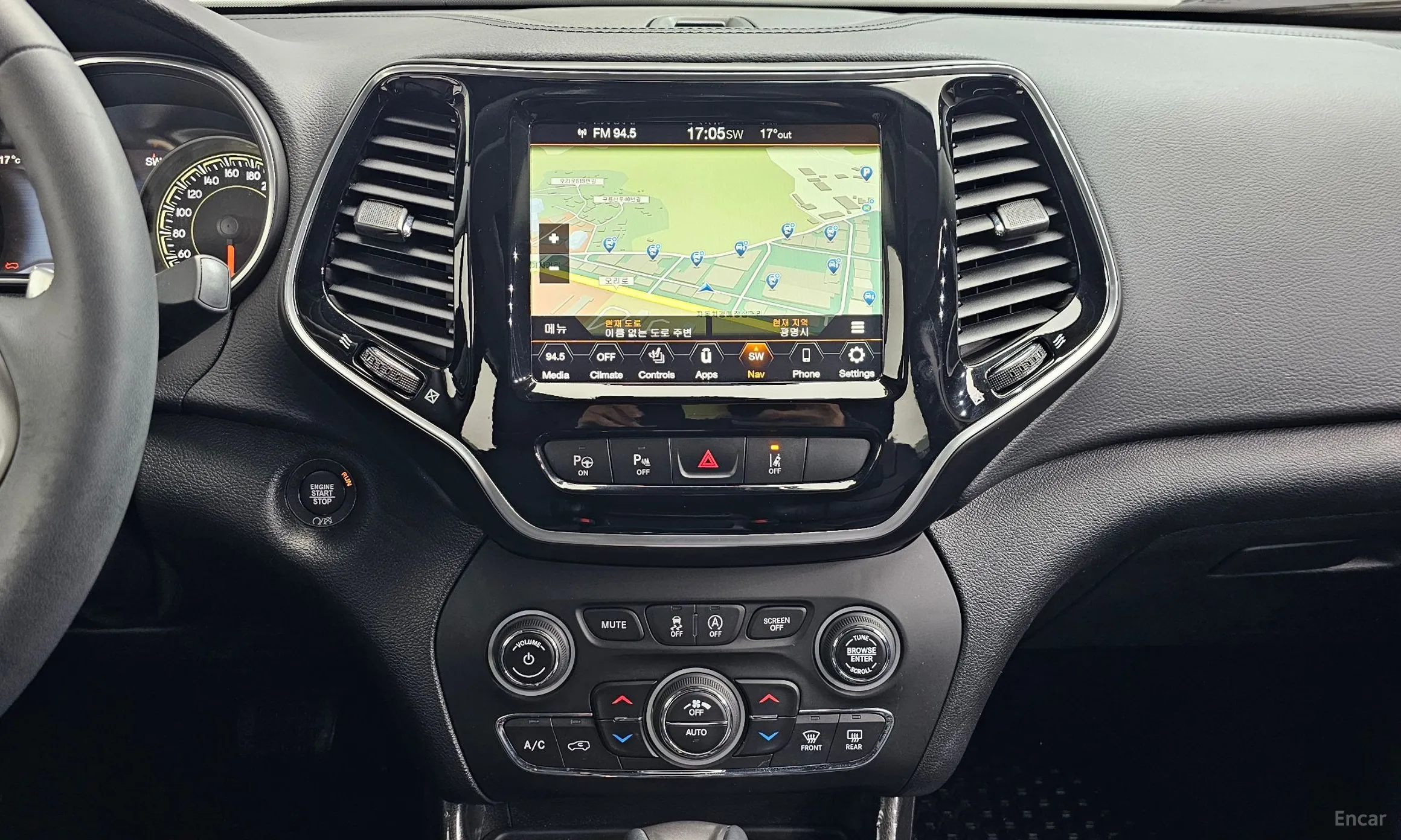 Jeep Cherokee (KL) превью 16