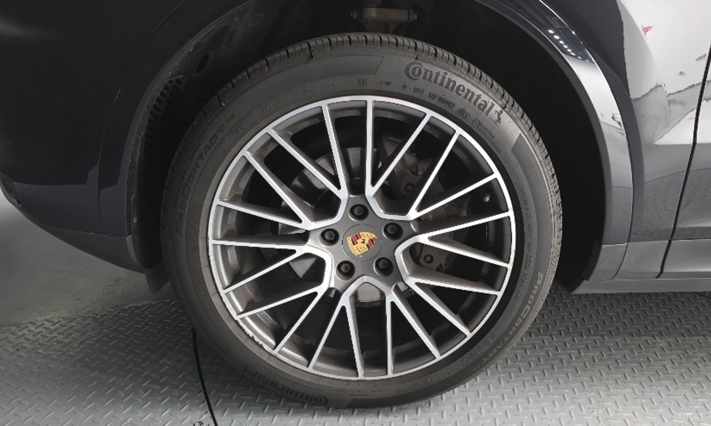 Porsche Cayenne (PO536) превью 5