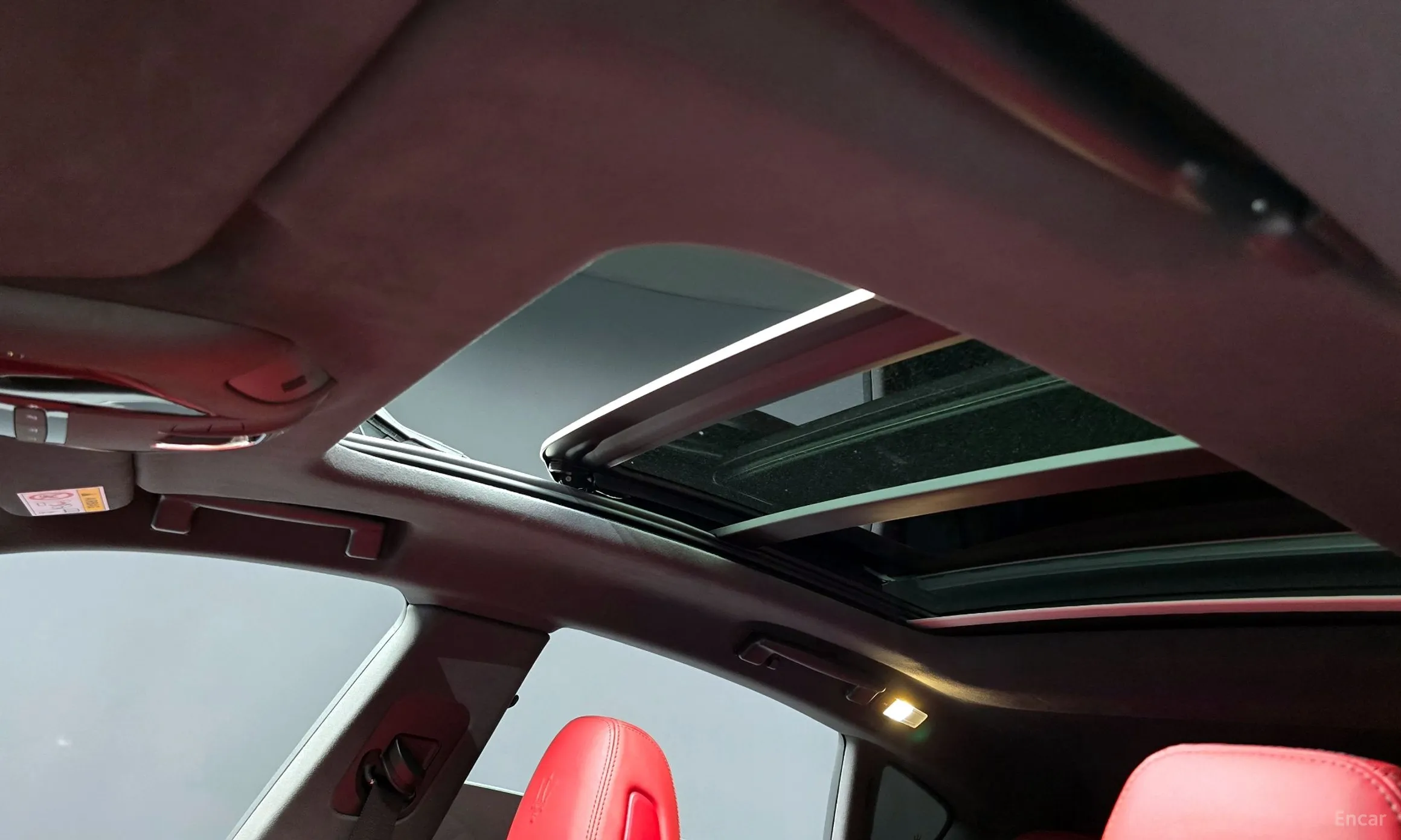 Maserati Levante превью 16