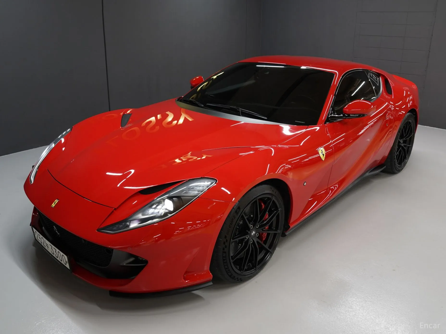 Ferrari 812 Superfast превью 11