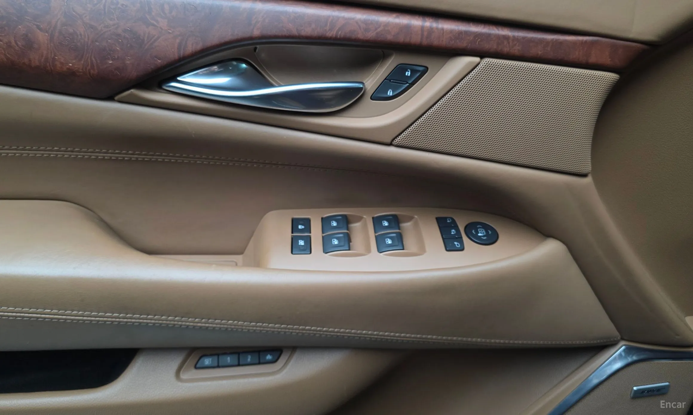 Cadillac Escalade превью 19