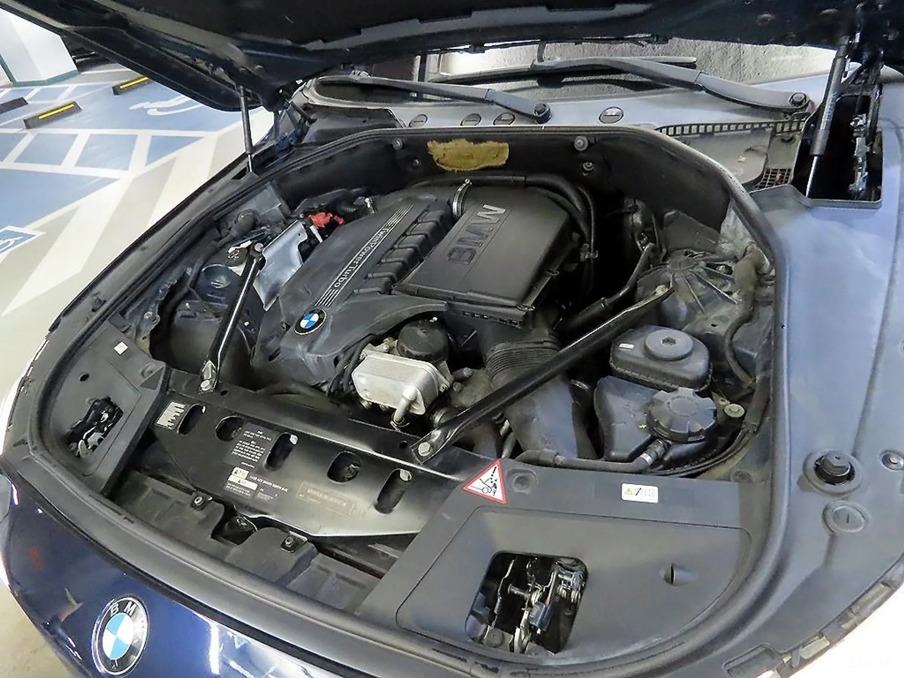 BMW 5 Series GT (F07) превью 6