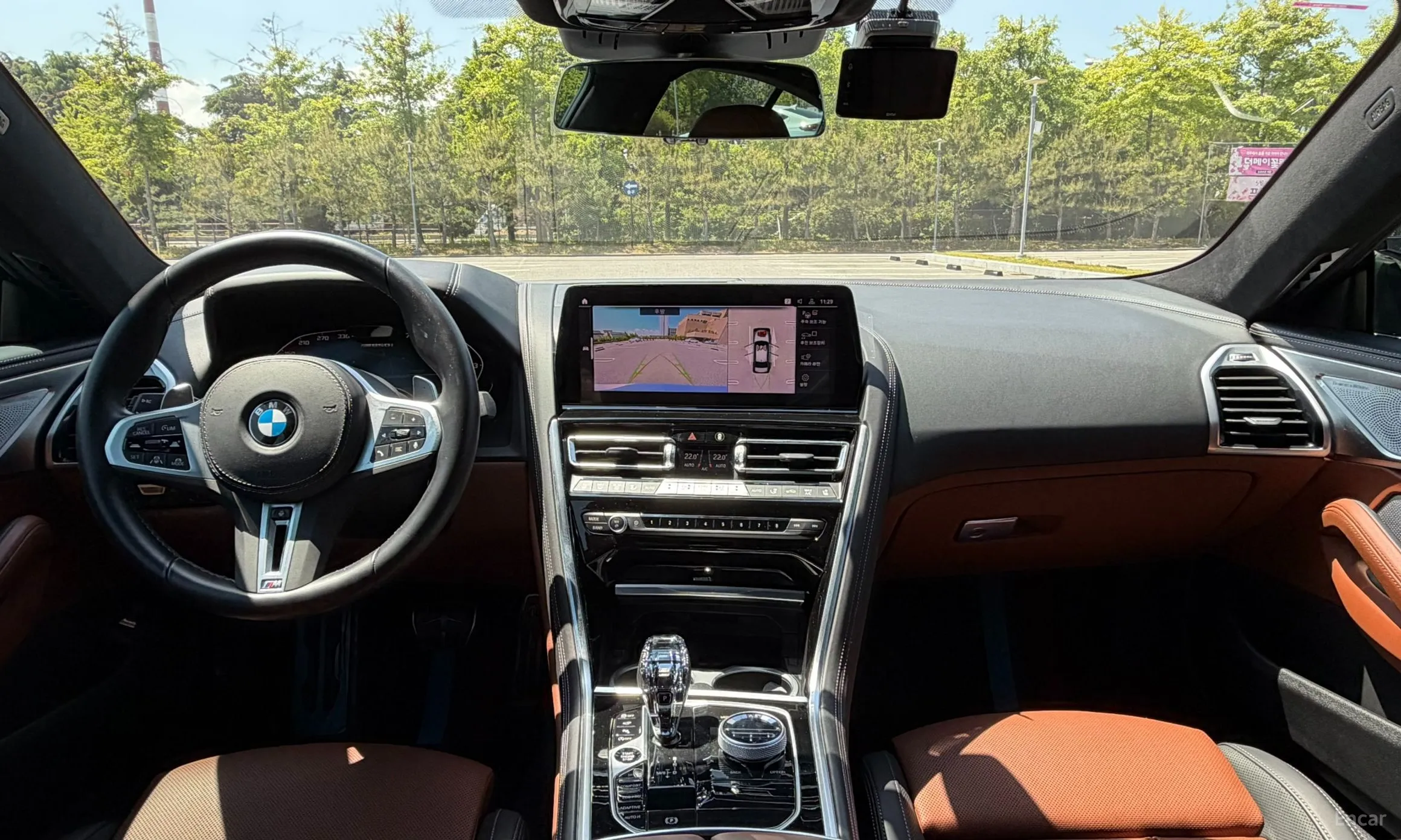 BMW 8-series (G15) превью 7