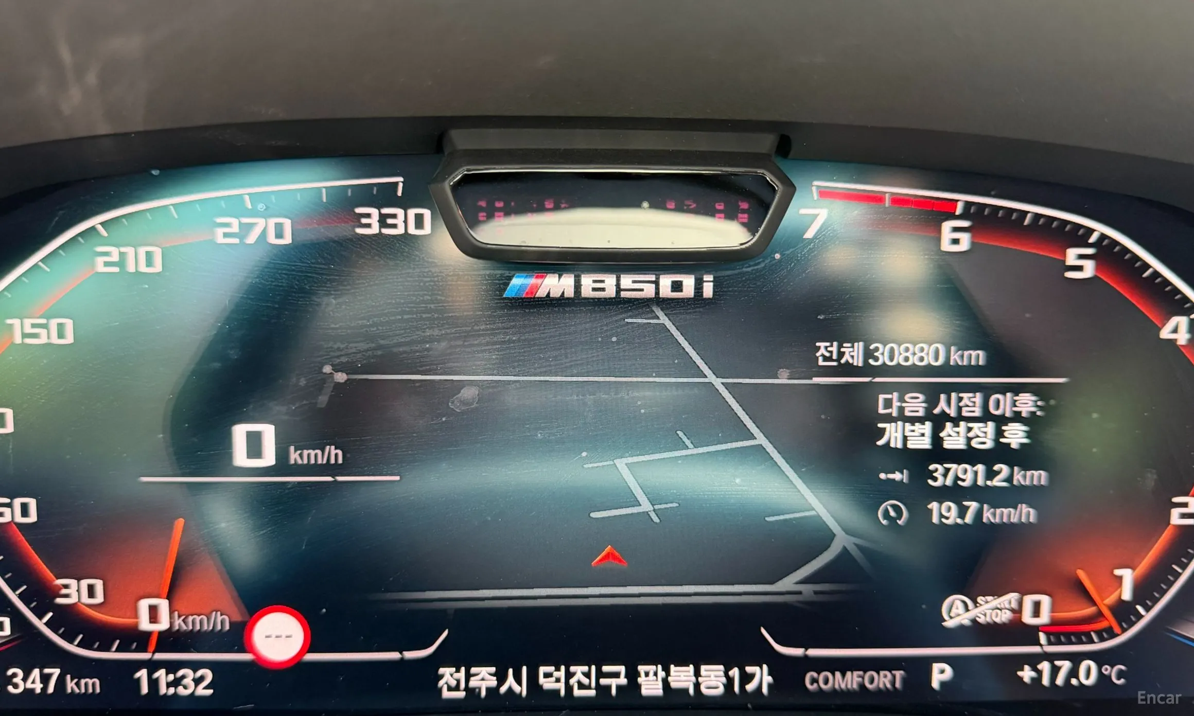 BMW 8-series (G15) превью 8
