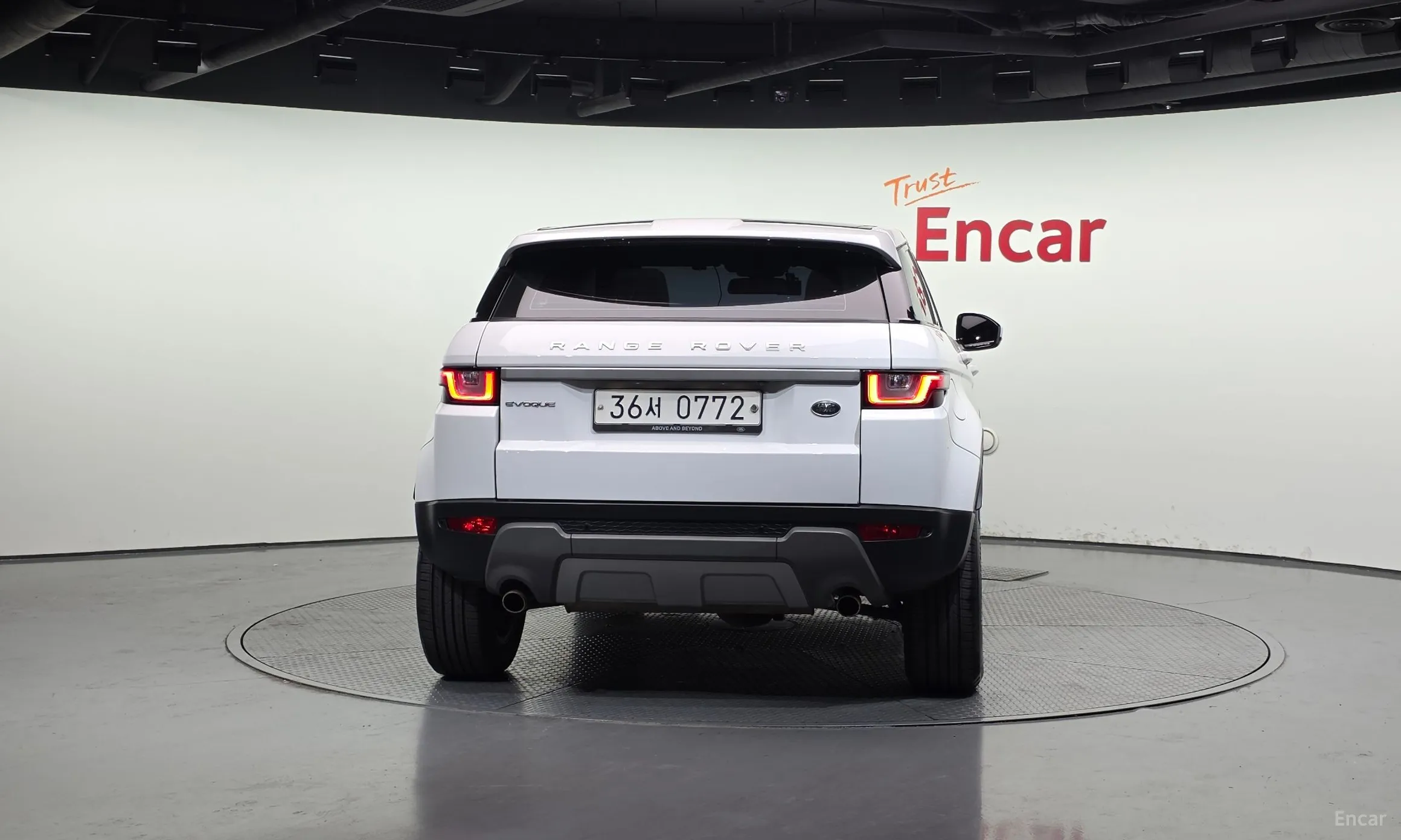 Land Rover Range Rover Evoque превью 4