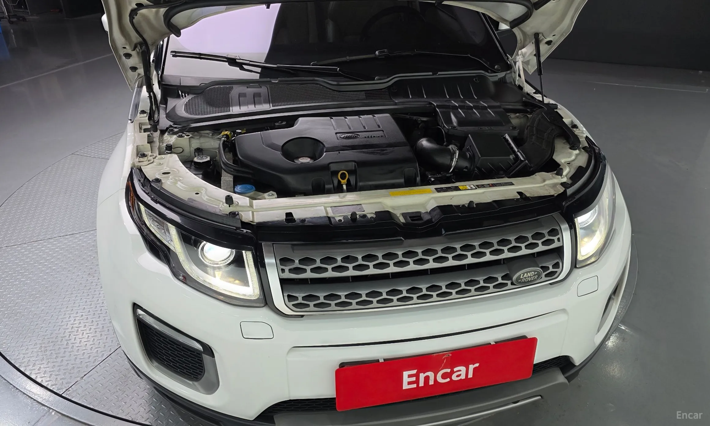 Land Rover Range Rover Evoque превью 6