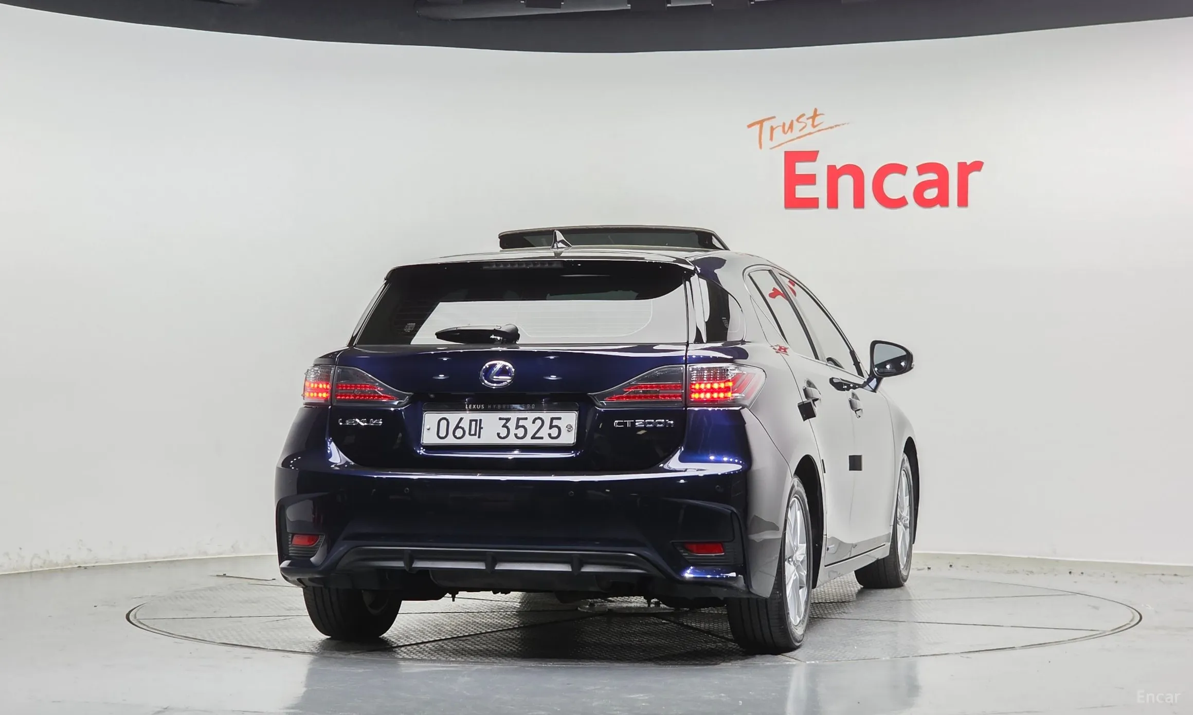 Lexus CT200h превью 4
