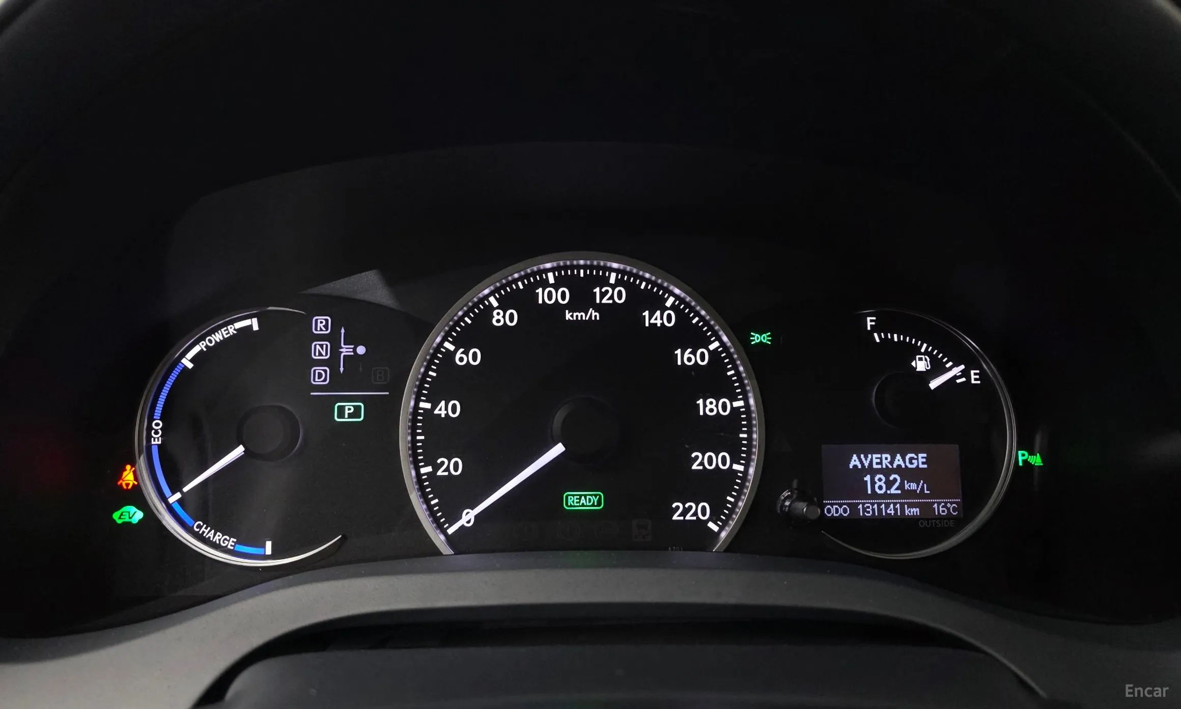 Lexus CT200h превью 8