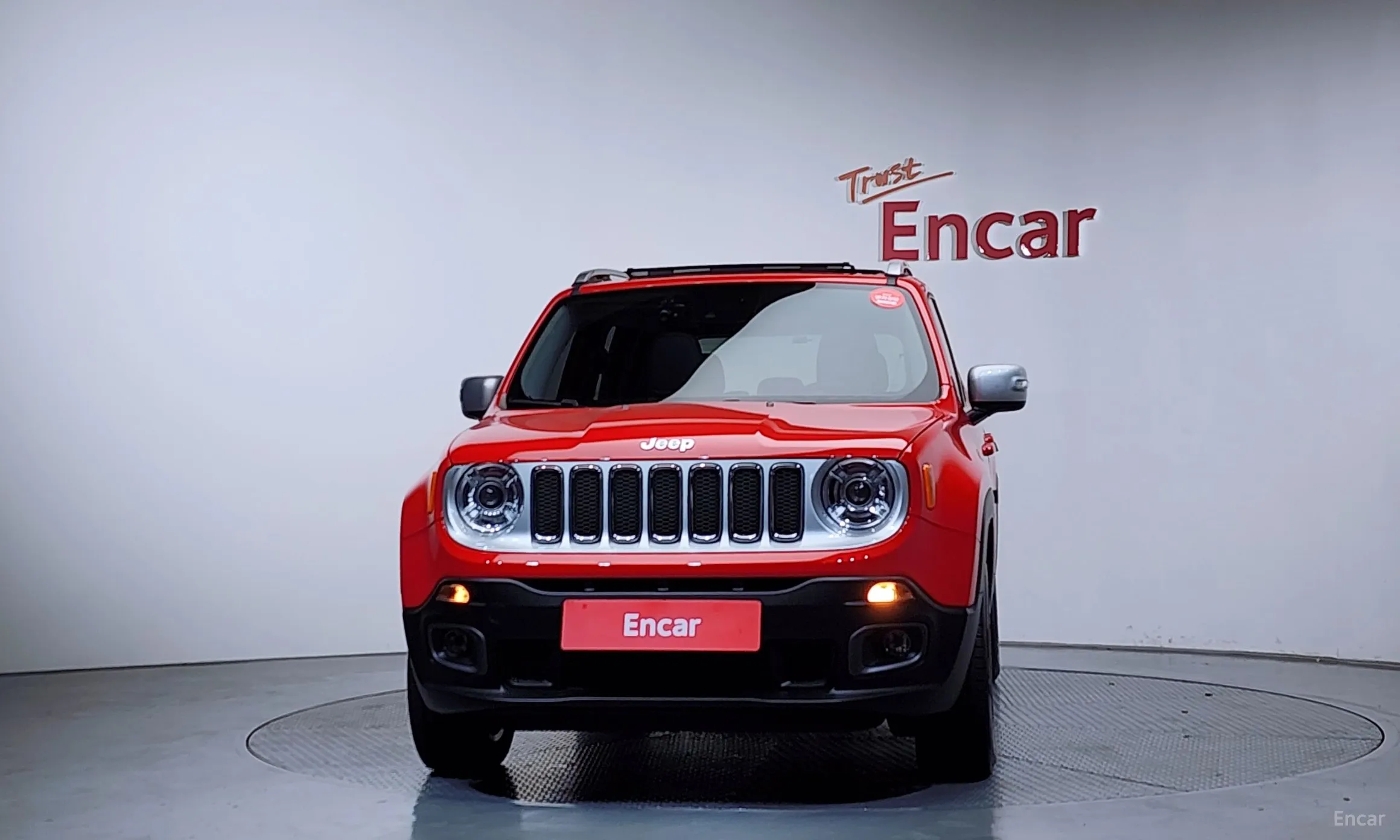 Jeep Renegade превью 3