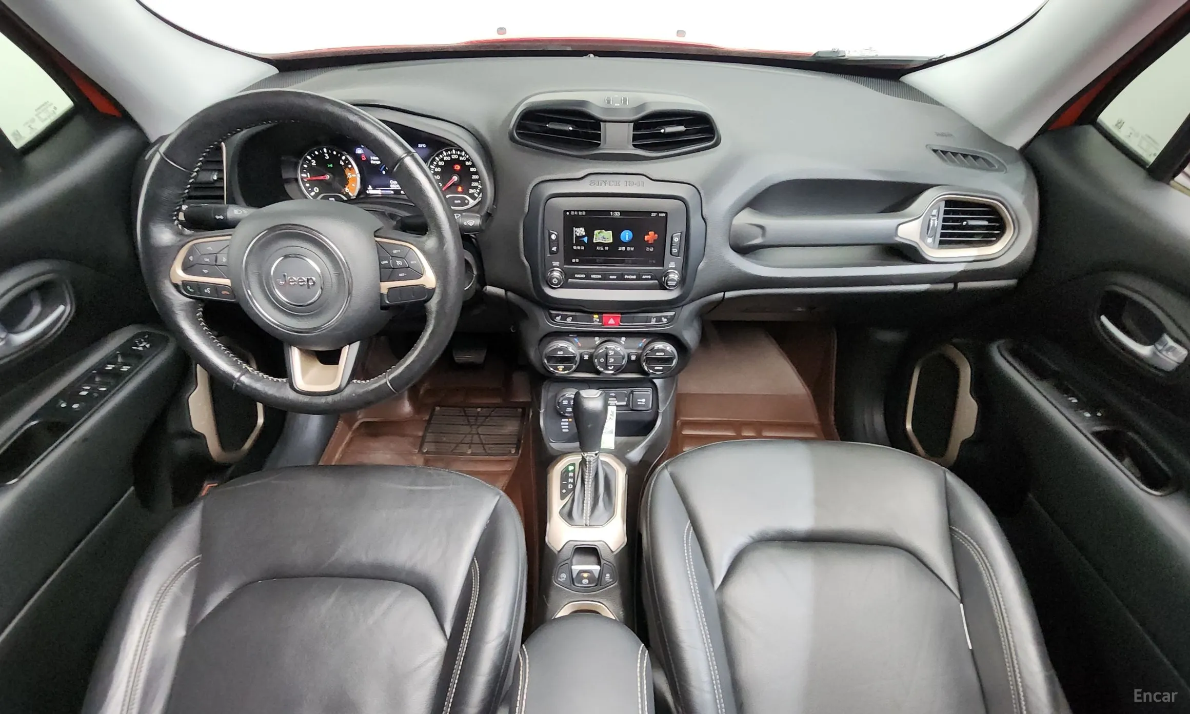 Jeep Renegade превью 7