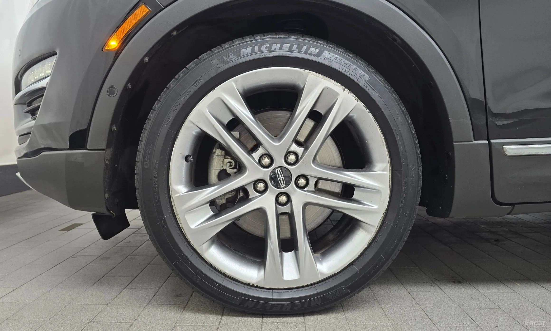 Lincoln MKC превью 5