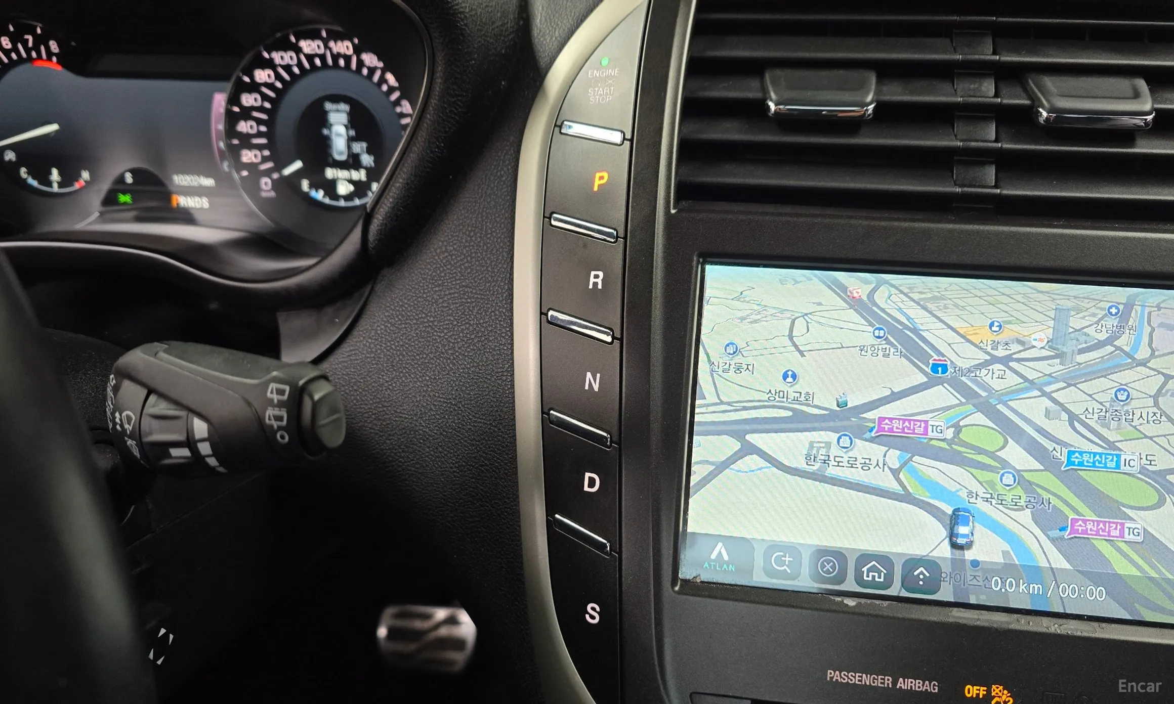 Lincoln MKC превью 9