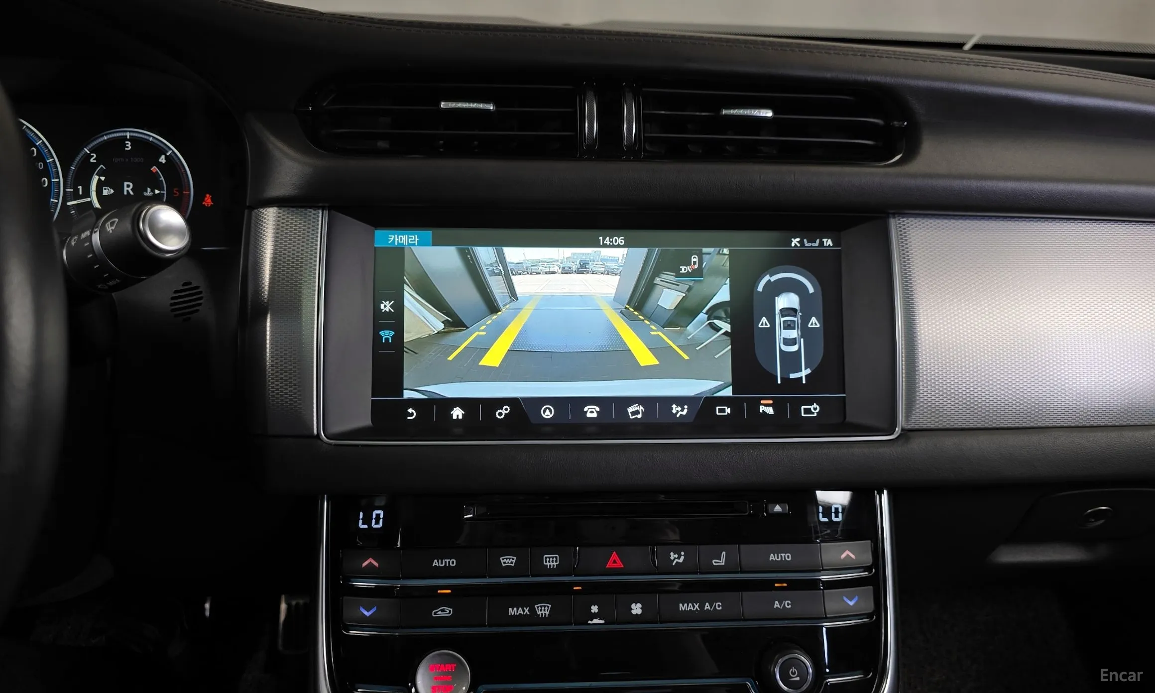 Jaguar XF (x260) превью 12