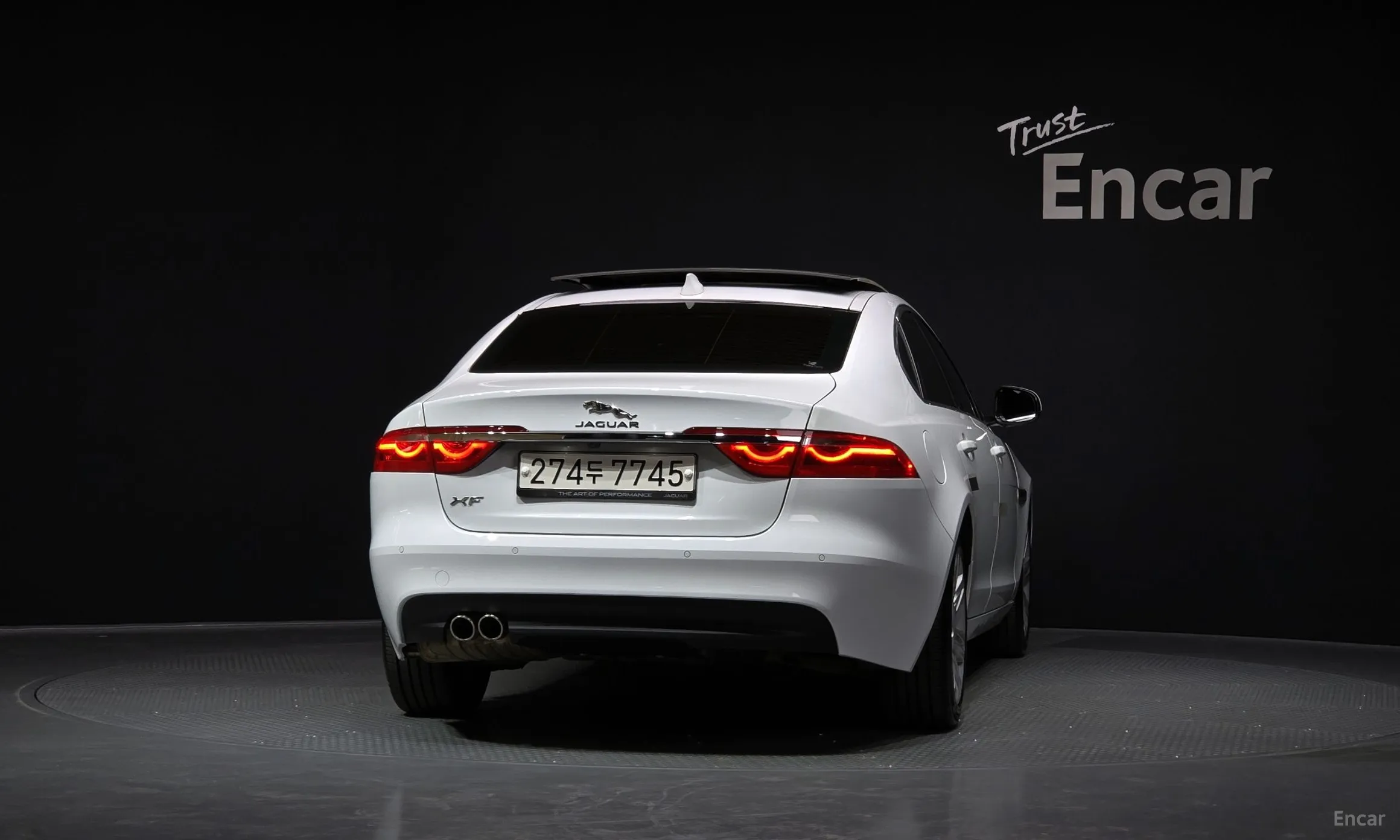 Jaguar XF (x260) превью 4