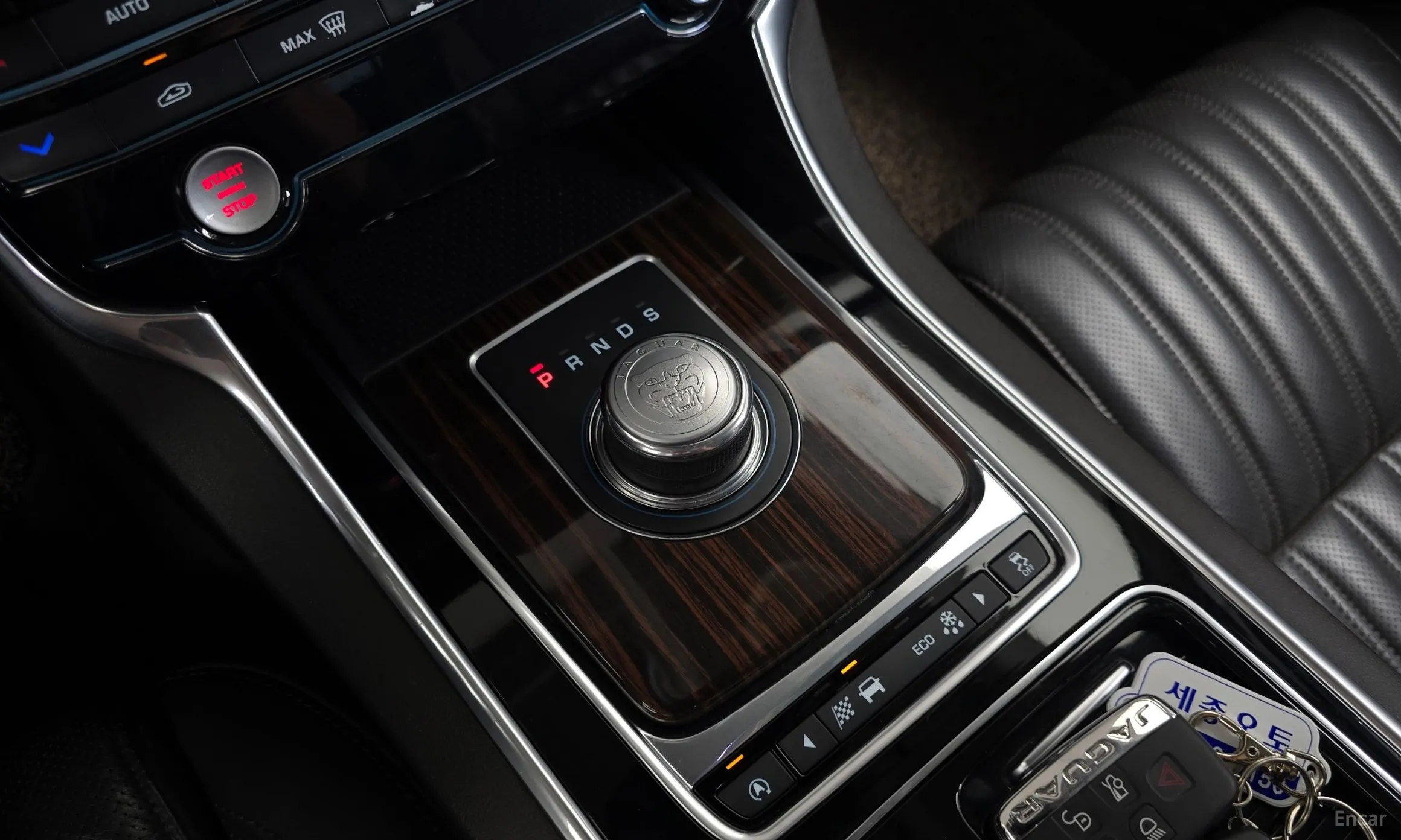 Jaguar XF (x260) превью 9
