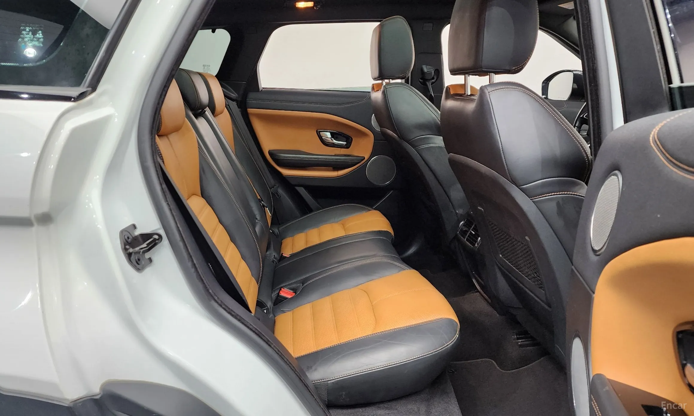 Land Rover Range Rover Evoque превью 11
