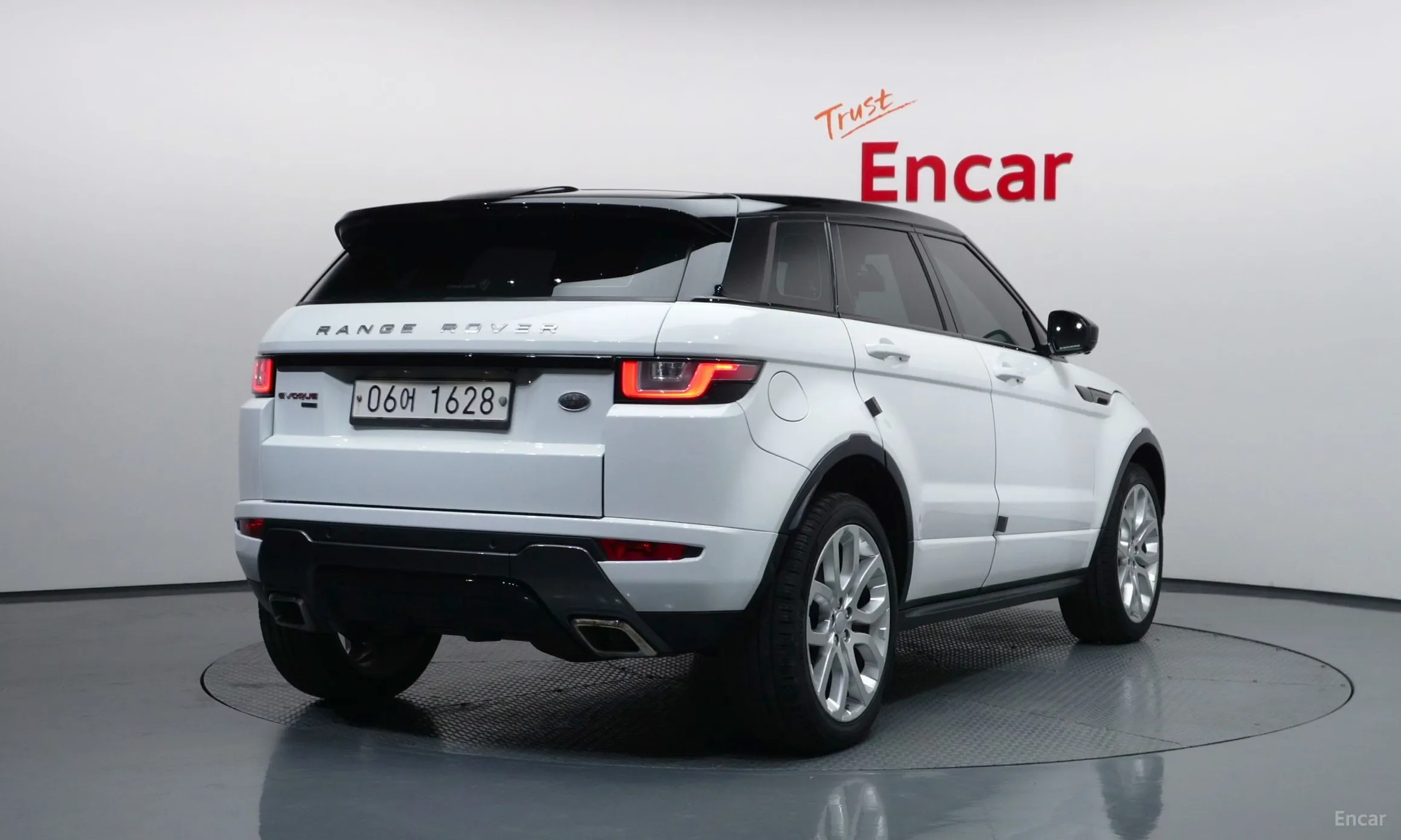 Land Rover Range Rover Evoque превью 4