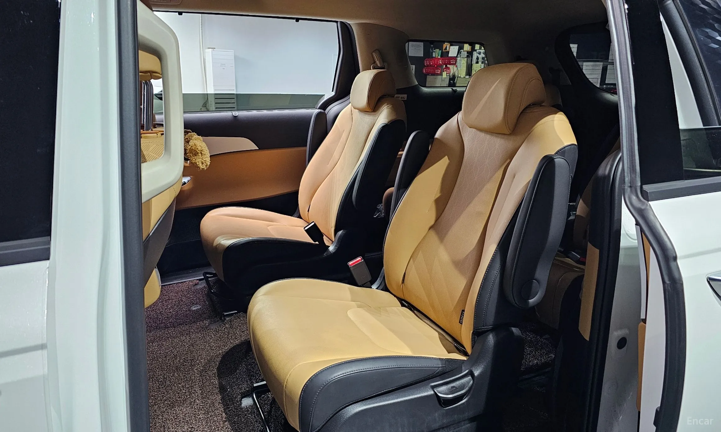 Kia Carnival Gen 4 превью 11