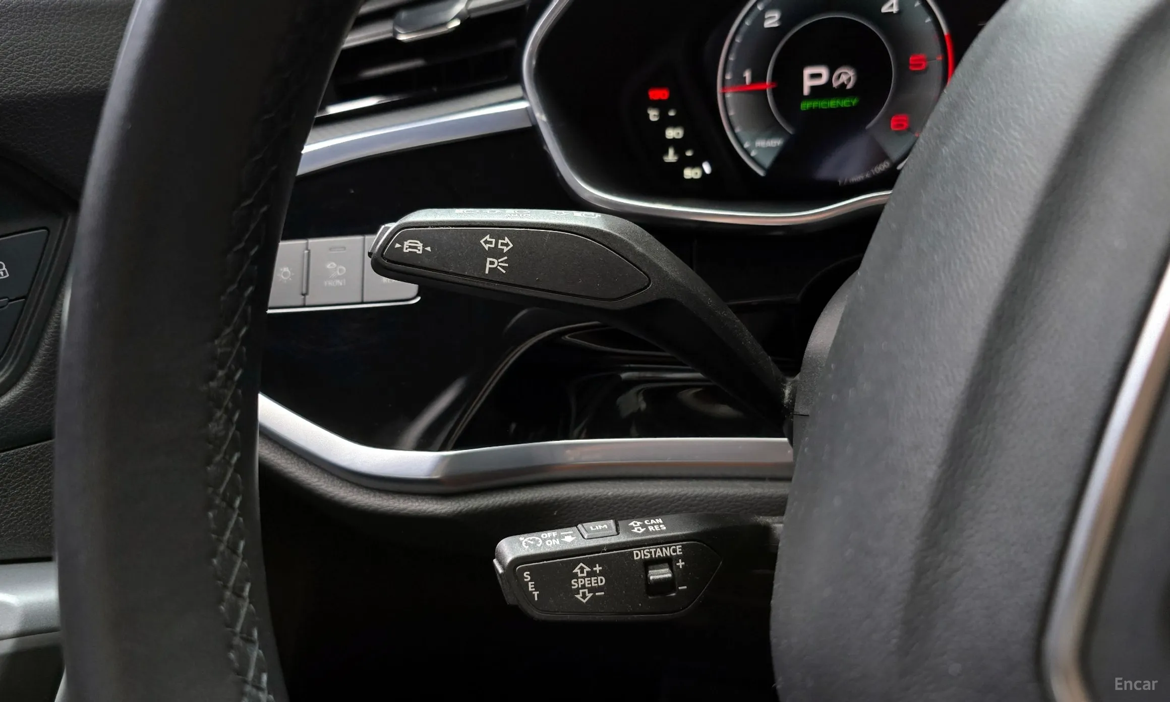 Audi Q3 (F3) превью 19