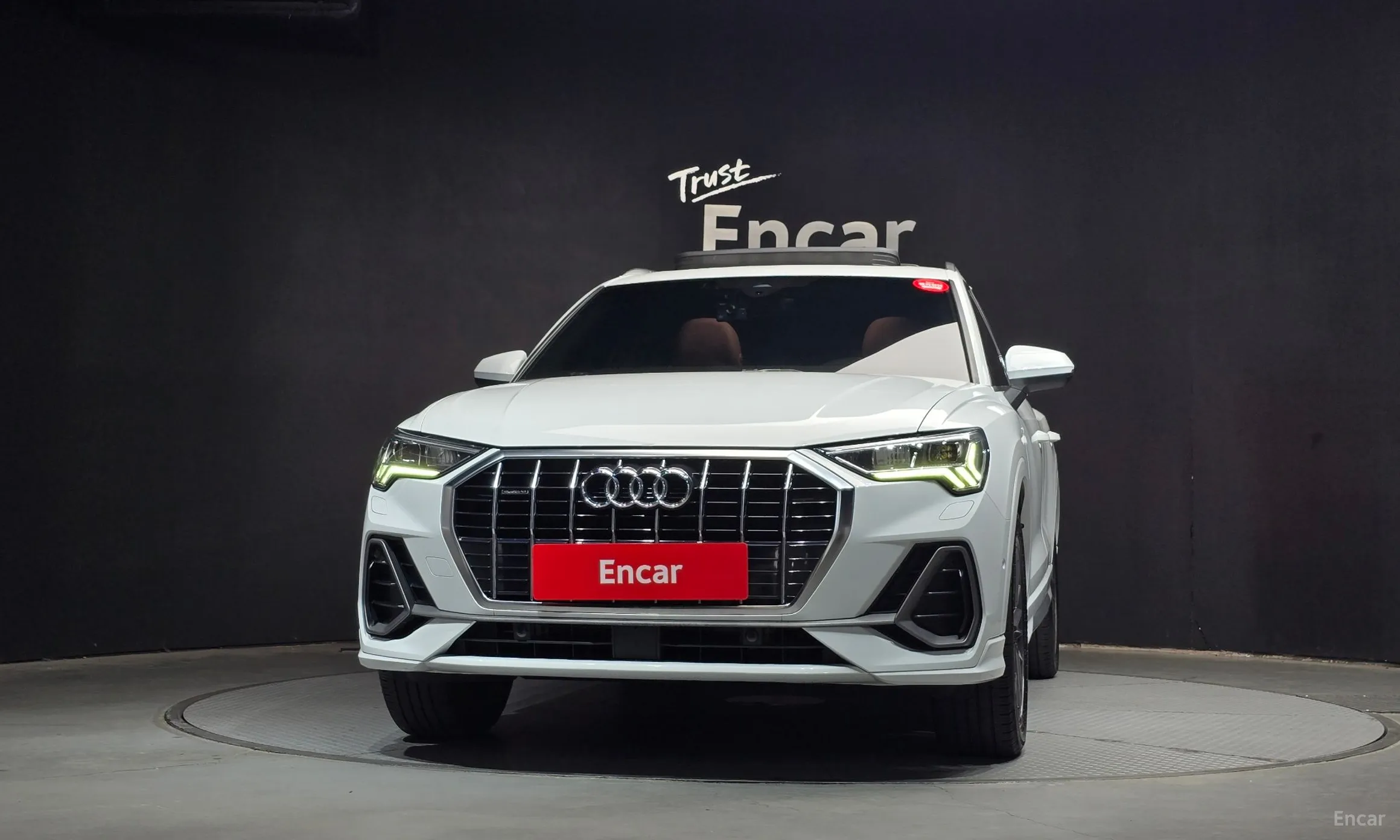 Audi Q3 (F3) превью 3