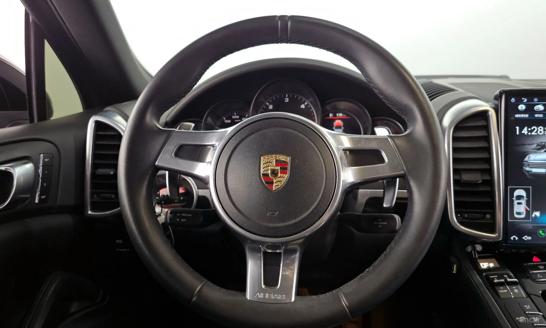 Porsche New Cayenne превью 13