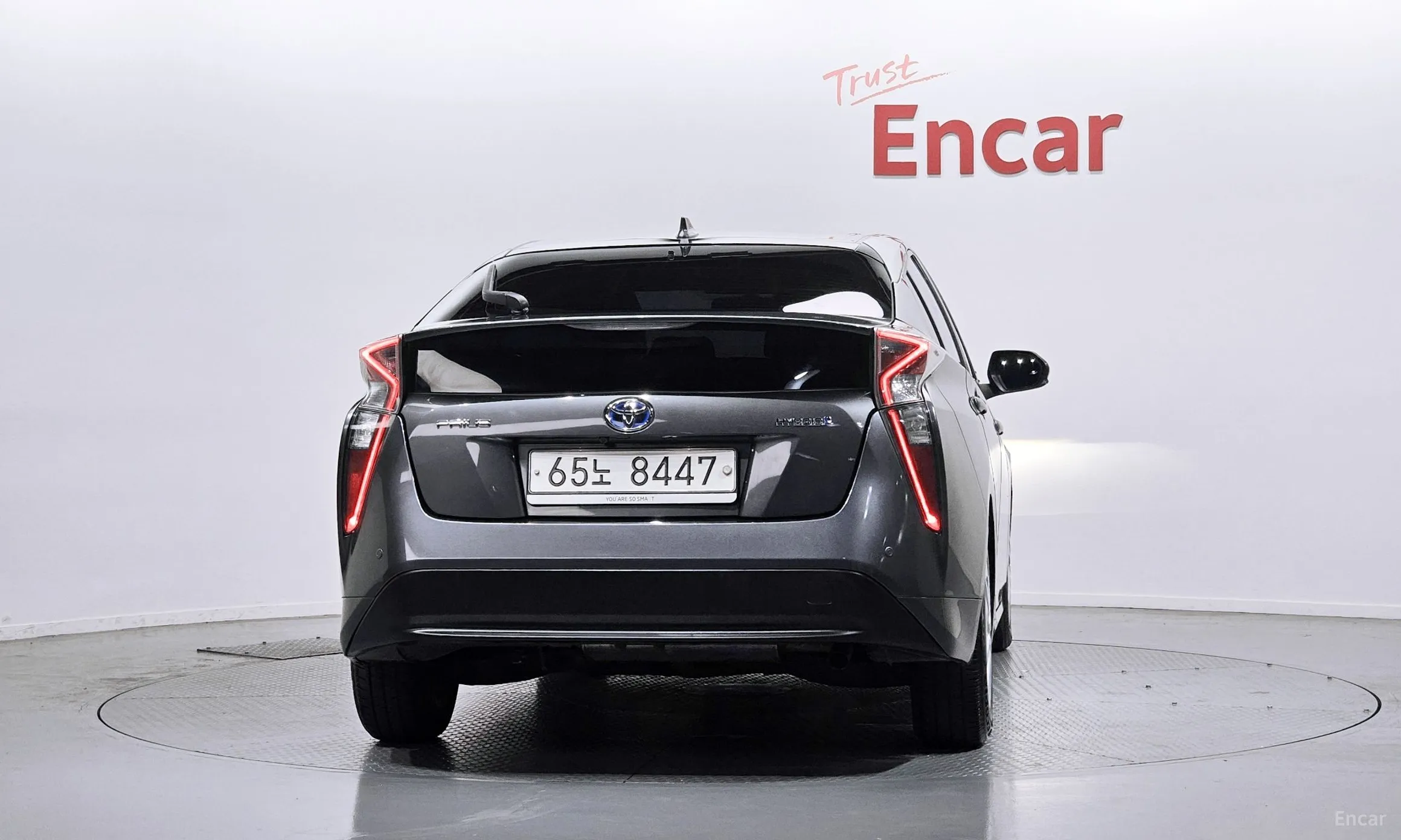 Toyota Prius 4th Generation превью 4