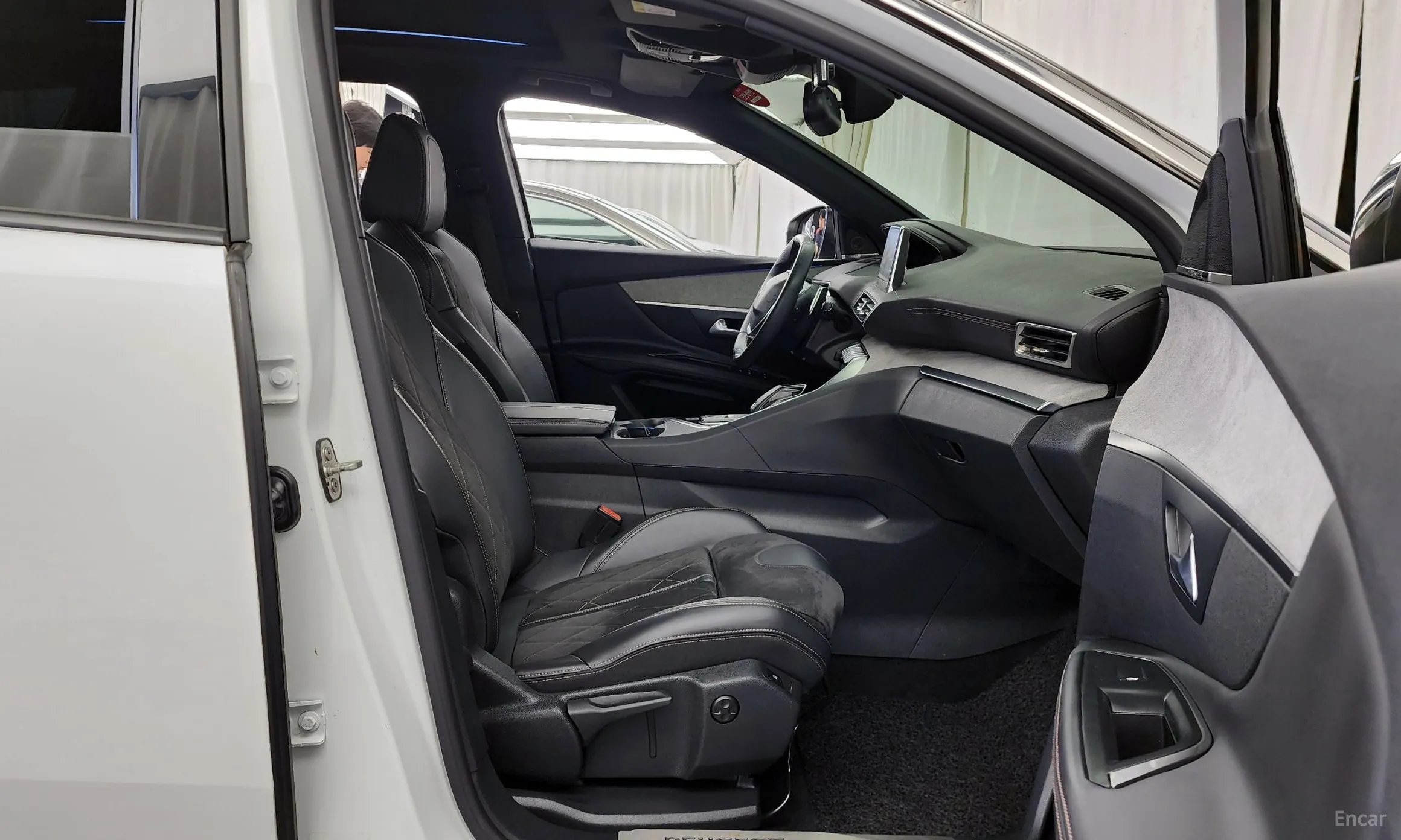 Peugeot 3008 2nd generation превью 11