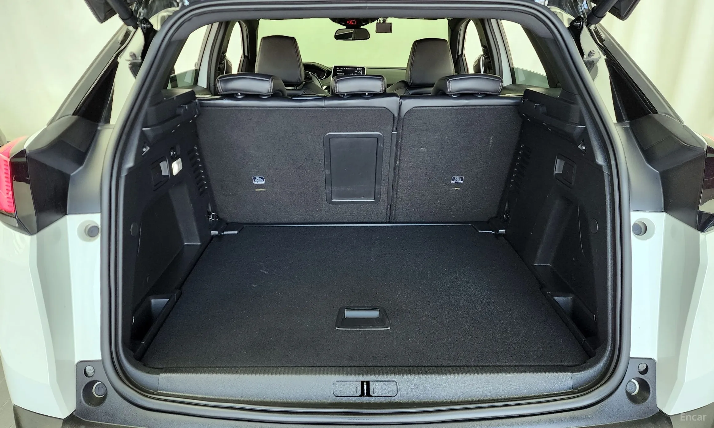 Peugeot 3008 2nd generation превью 20